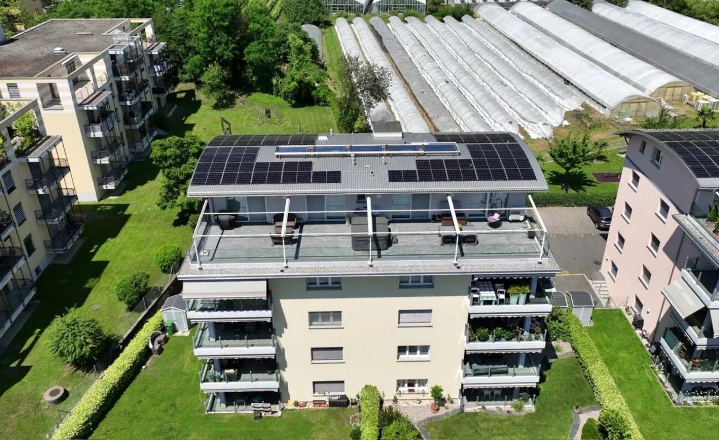 VENDESI A TENERO - Splendido attico con terrazzo privato di 92 m² - Foto 1 von 25