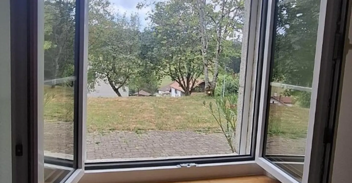 Bell'appartamento con vista libera - Foto 8 di 10