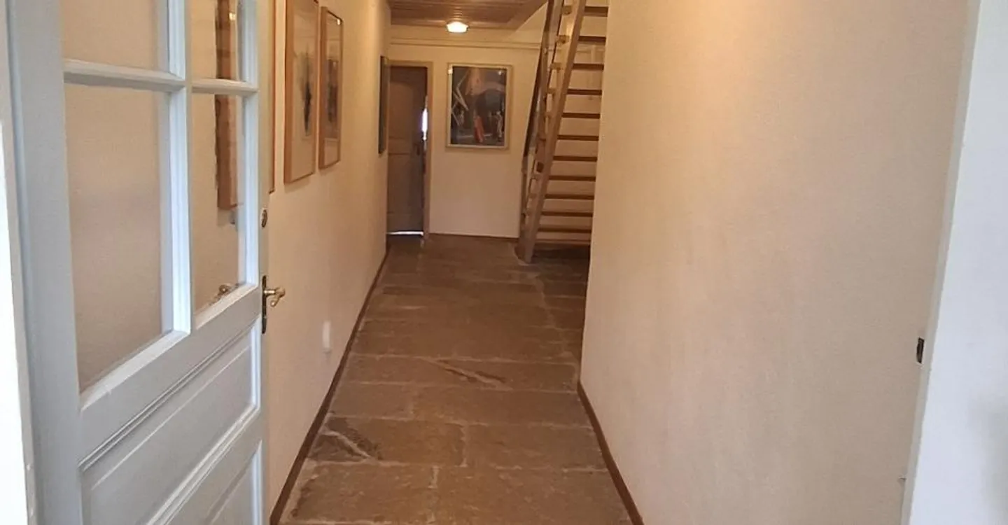 Bell'appartamento con vista libera - Foto 4 di 10
