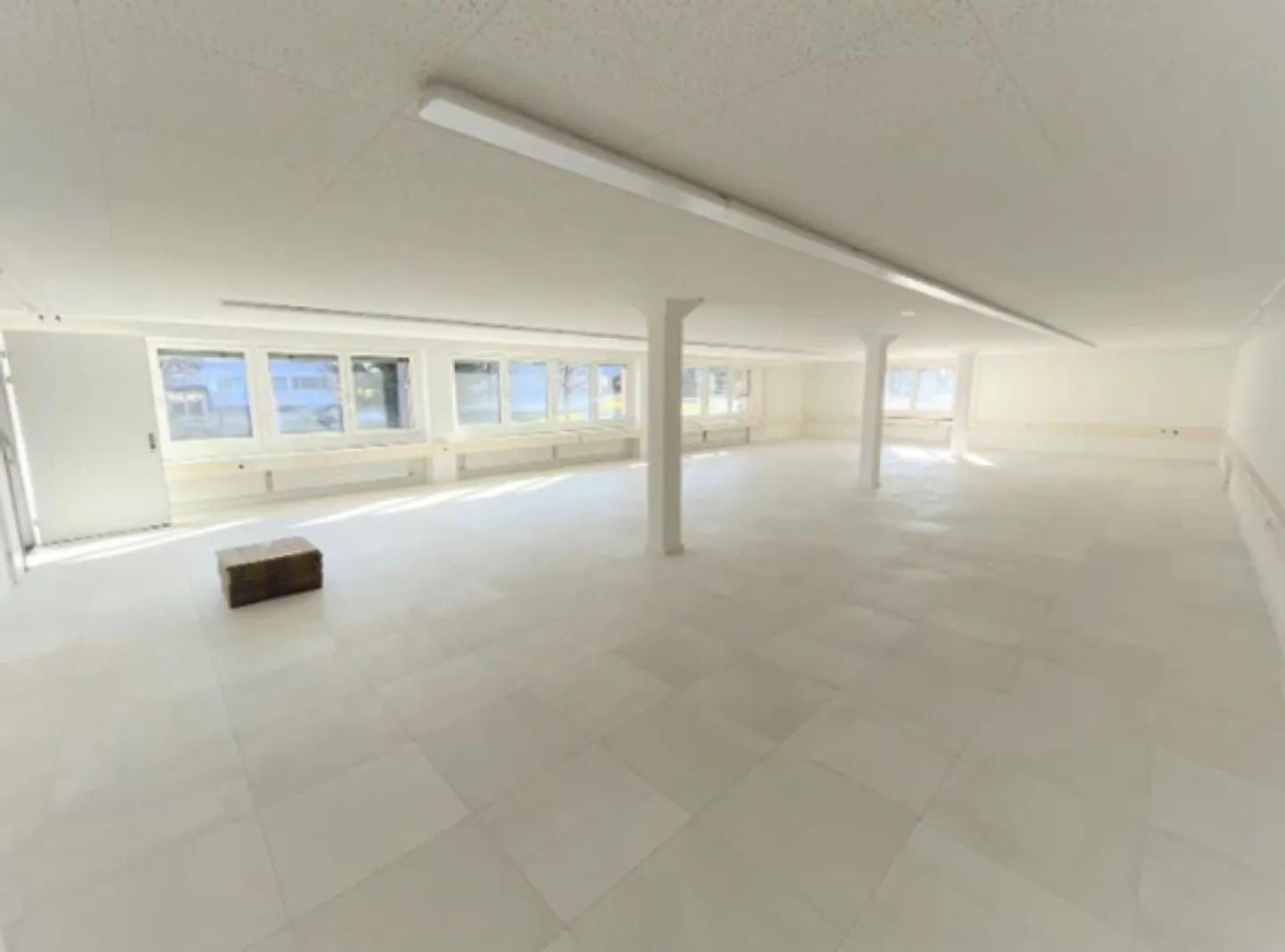 Gewerberäume in Ebikon zu vermieten - Foto 1 von 7