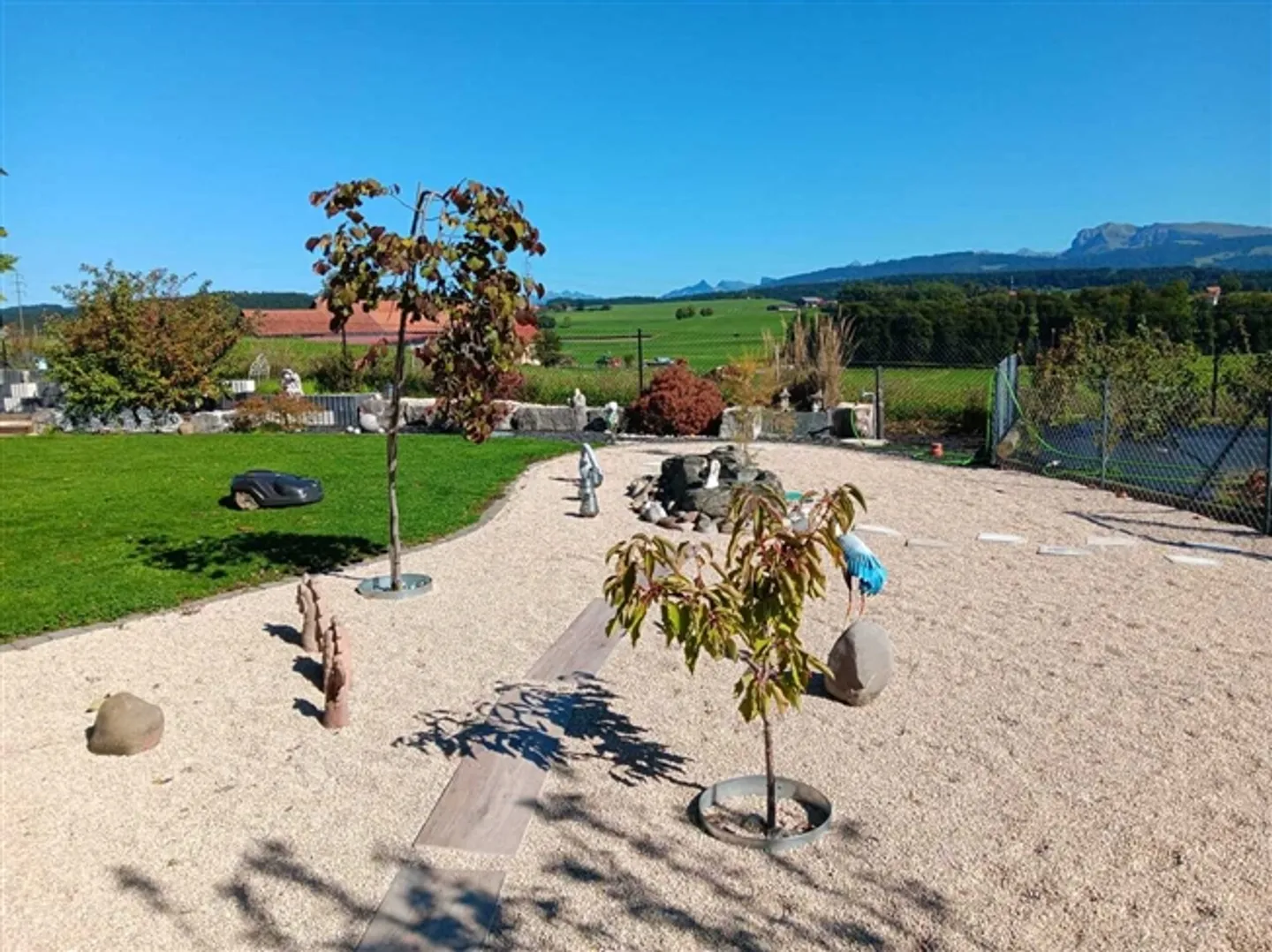 URSY - Mossel
Magnificent detached villa
View of the landscape - Photo 9 of 9