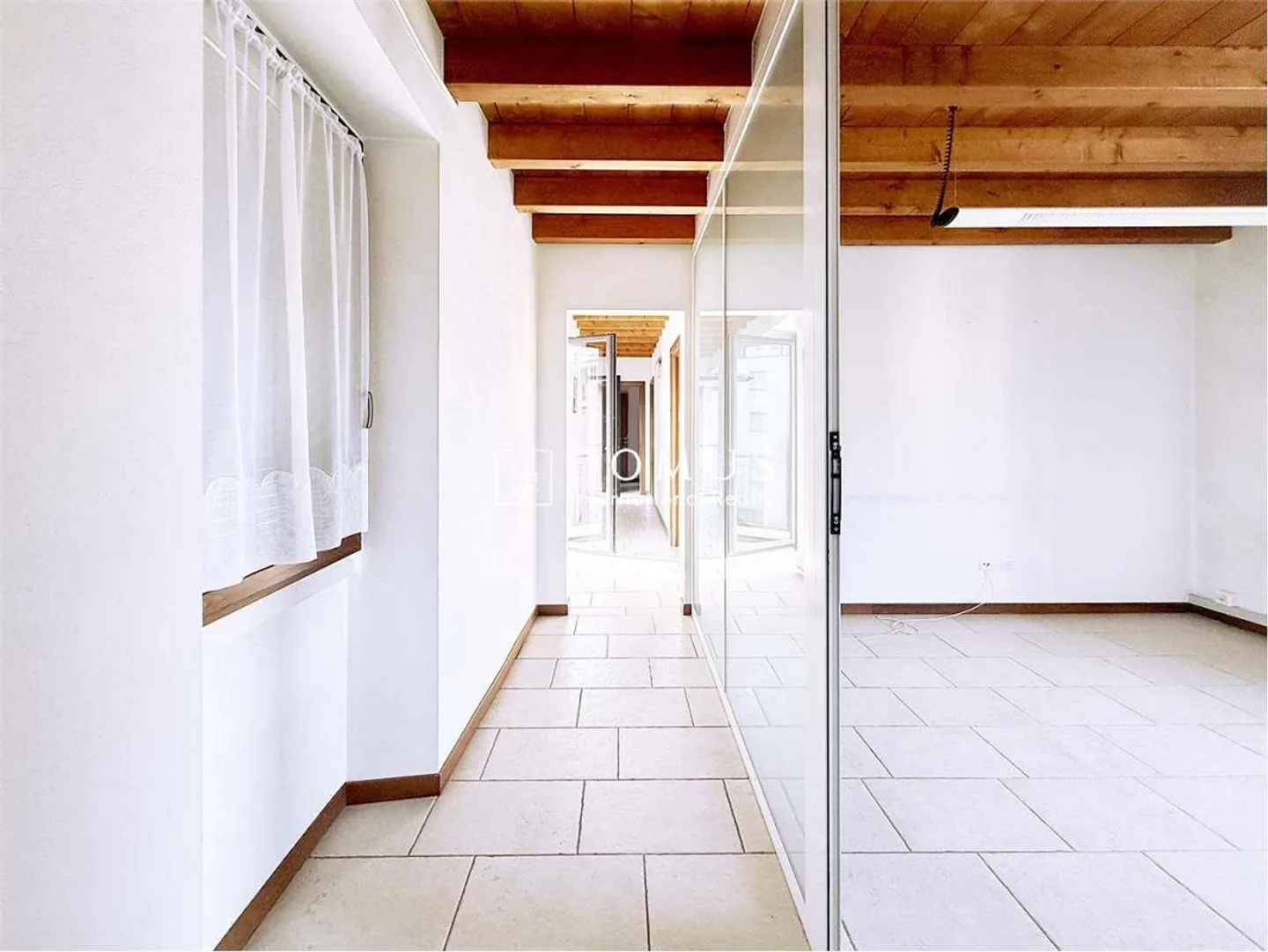 Imposante Wohnung auch zur Büronutzung - Foto 1 von 11
