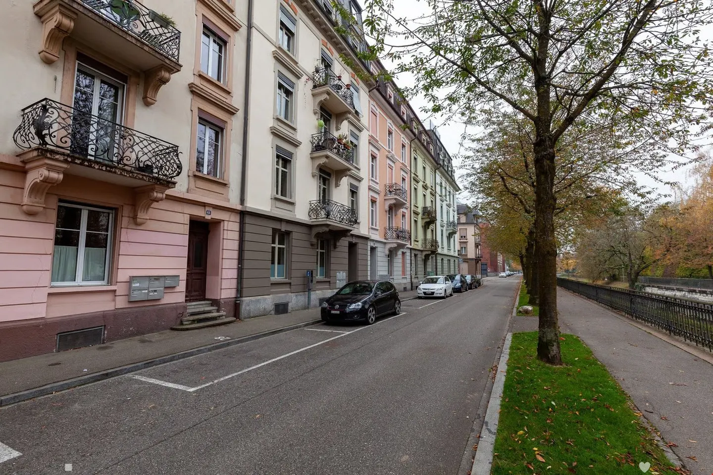Living at the Lower Quai - Photo 1 of 11