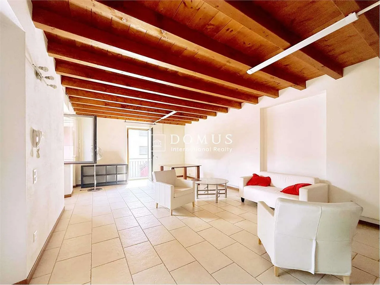 Imposante Wohnung auch zur Büronutzung - Foto 3 von 11