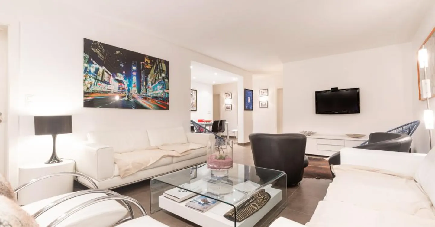 Renovated Apartment in Crans - Photo 2 of 11