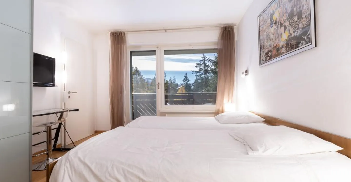Renovated Apartment in Crans - Photo 7 of 11