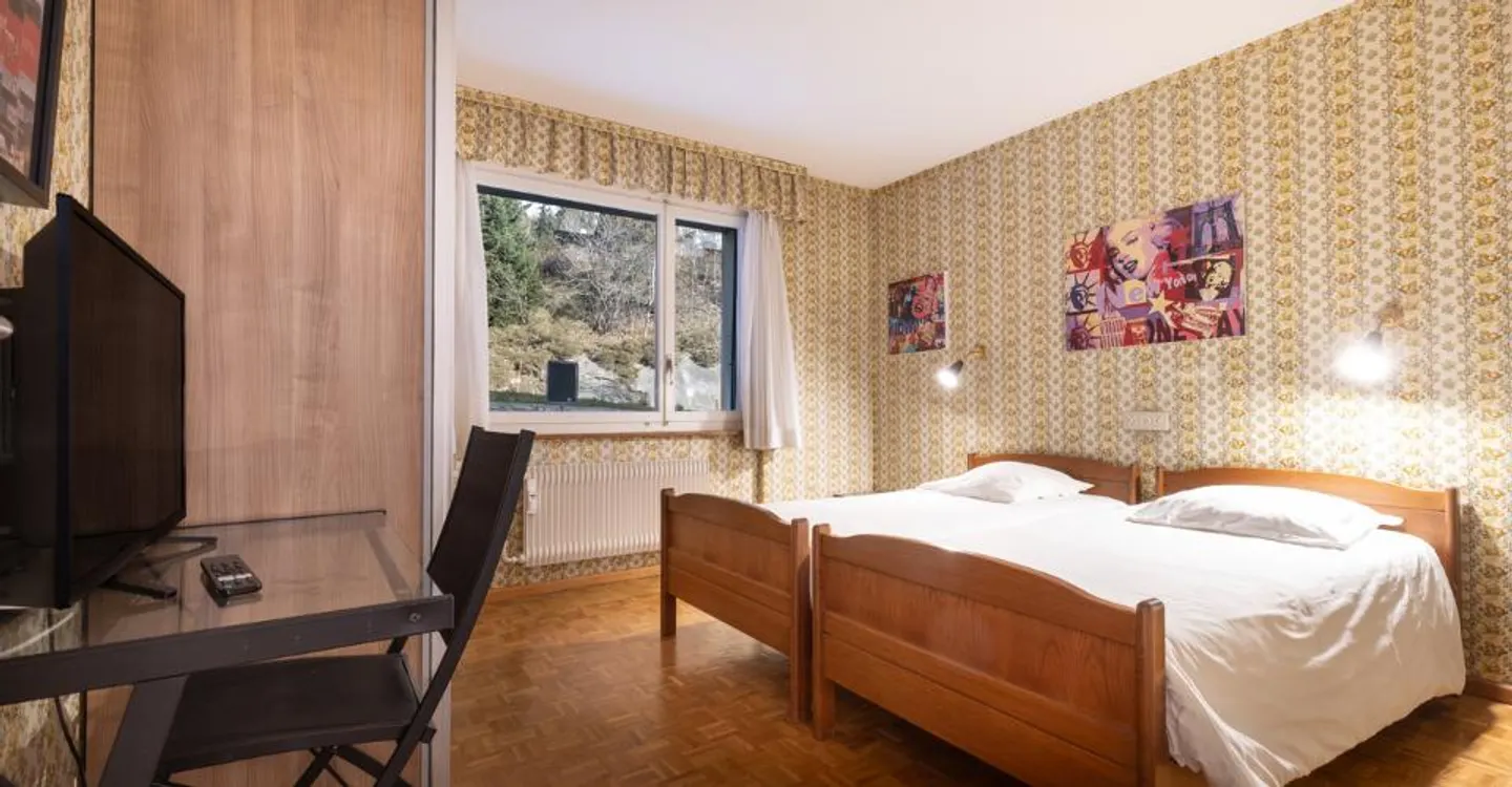Renovated Apartment in Crans - Photo 9 of 11