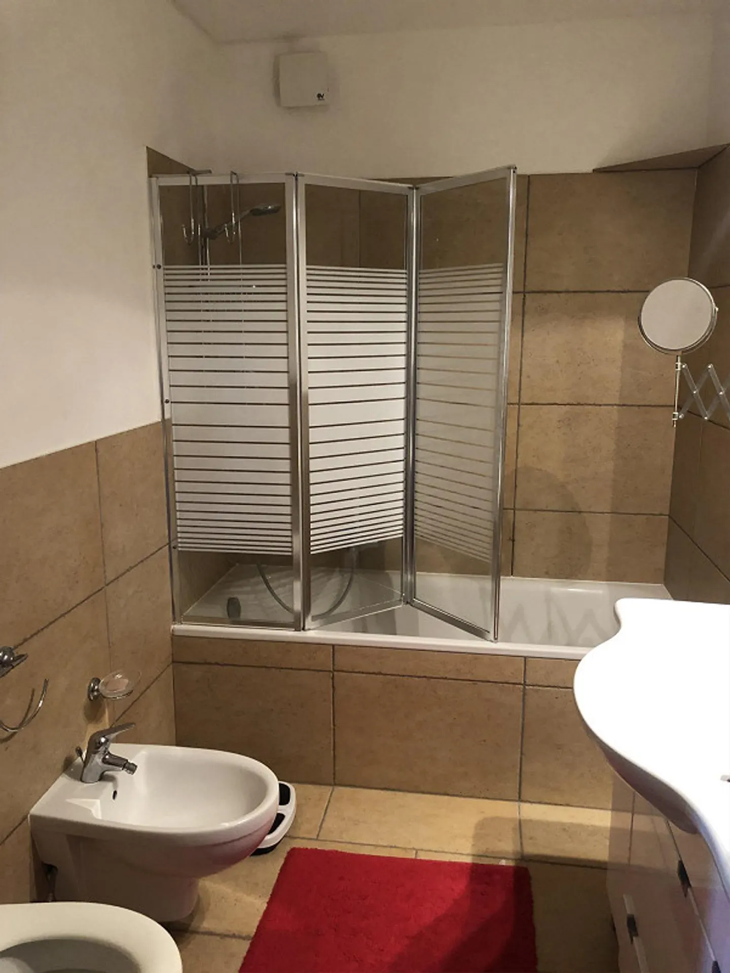 Bright 3.5-room apartment for rent in Mendrisio - Photo 16 of 20