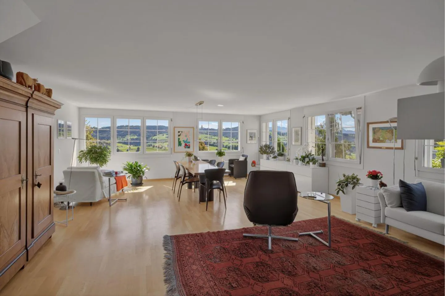 Stilvolle Maisonette mit Garten - Foto 3 von 13