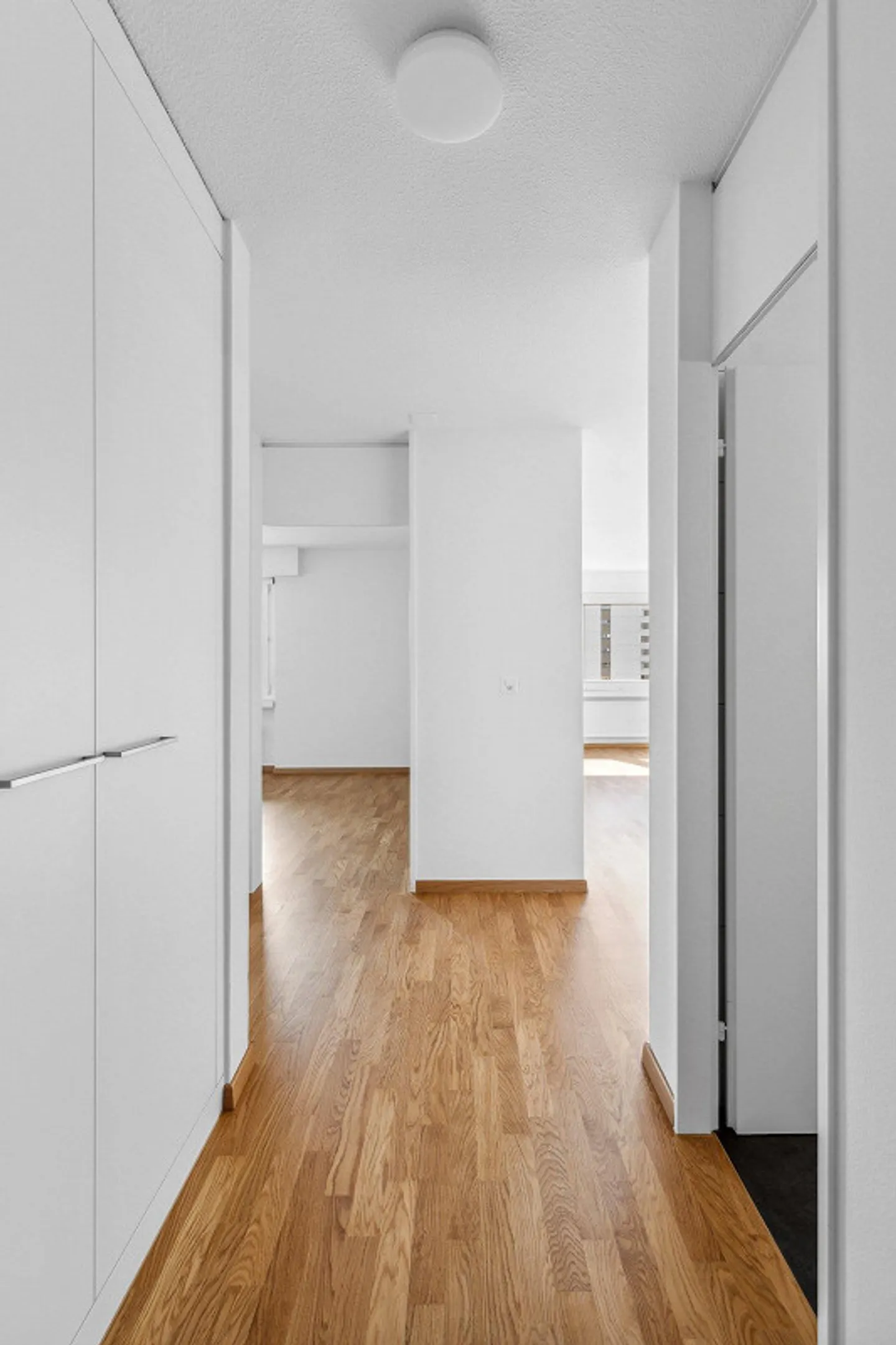 Bellissimo appartamento luminoso in una posizione tranquilla in affitto - Foto 7 di 10