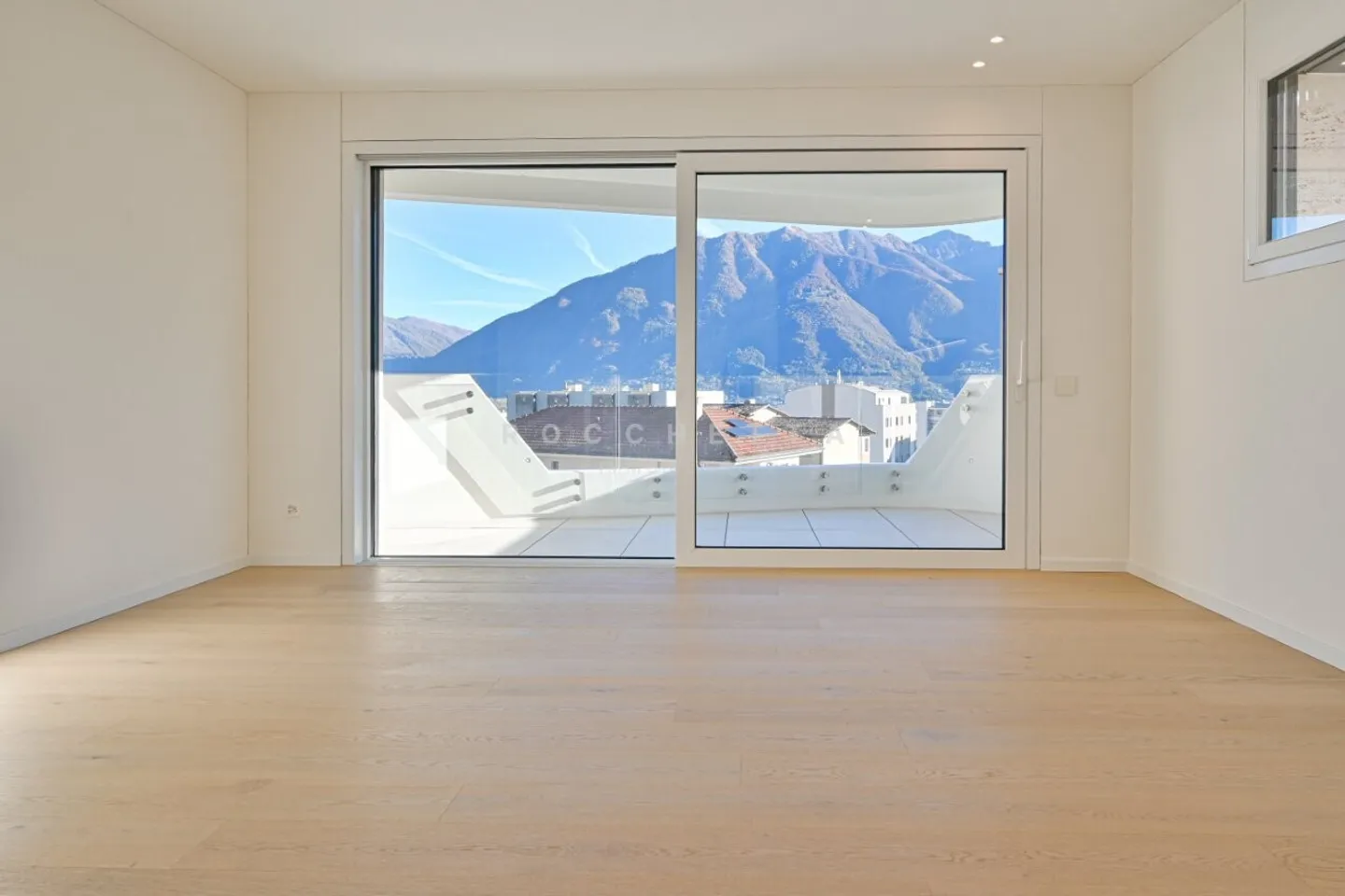 La Perla Residence - Elegance and comfort in a privileged location - Photo 6 of 15