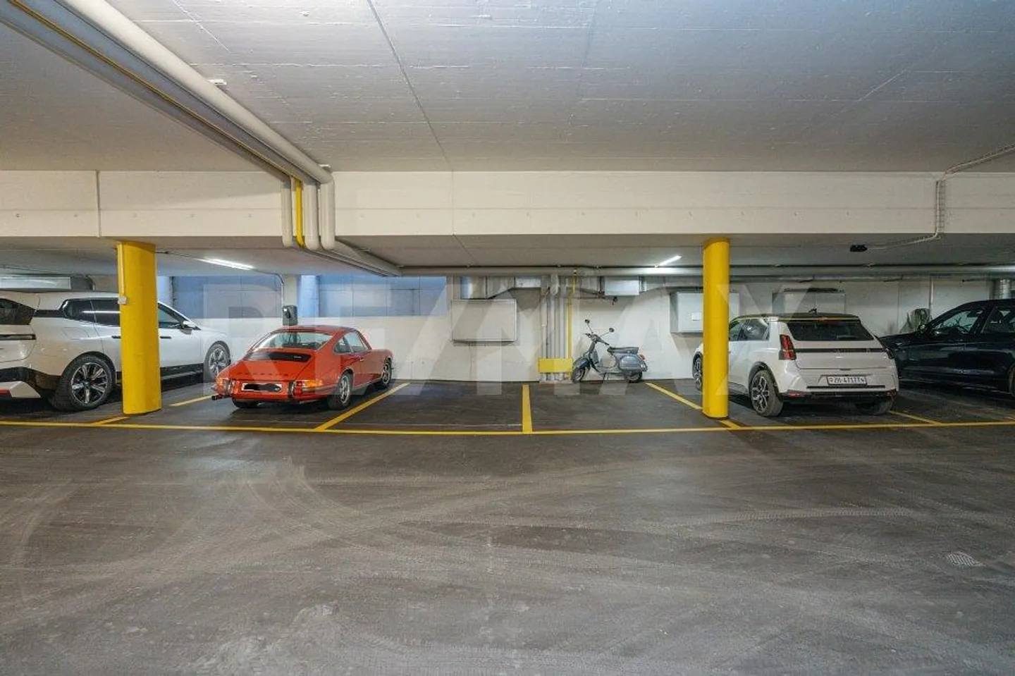 Timeless Elegance on Zürichberg - Exclusive Living in the Renowned Forsterpark - Photo 11 of 13