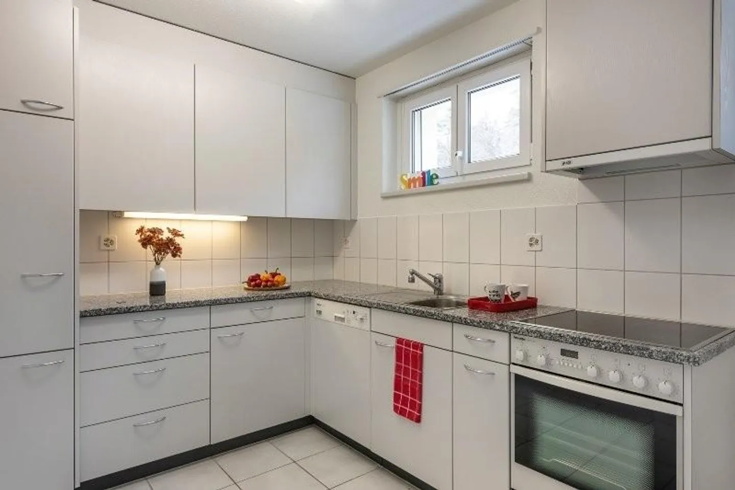 Cozy Apartment with Fireplace - Photo 3 of 7