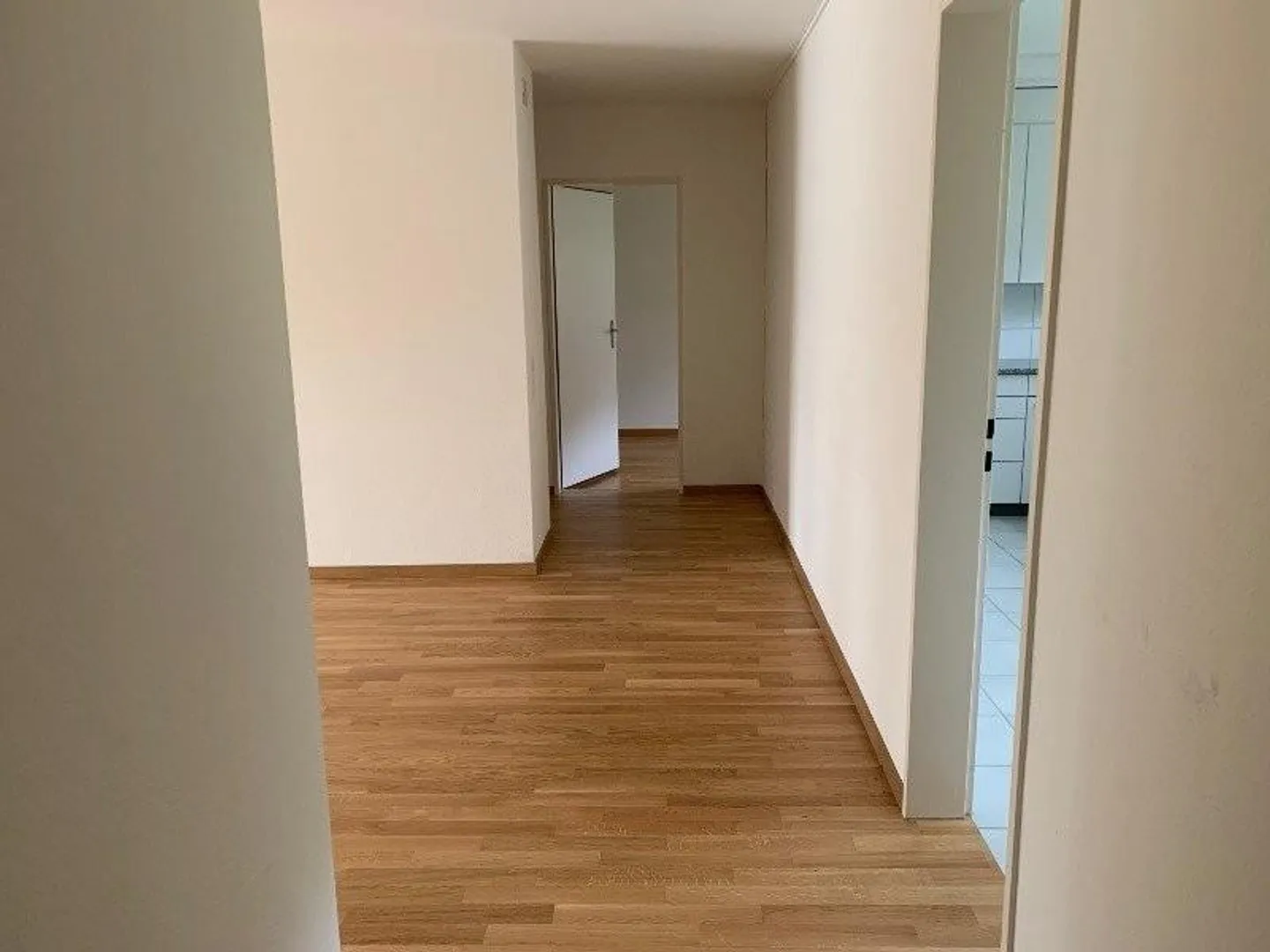 Cozy Apartment with Fireplace - Photo 5 of 7