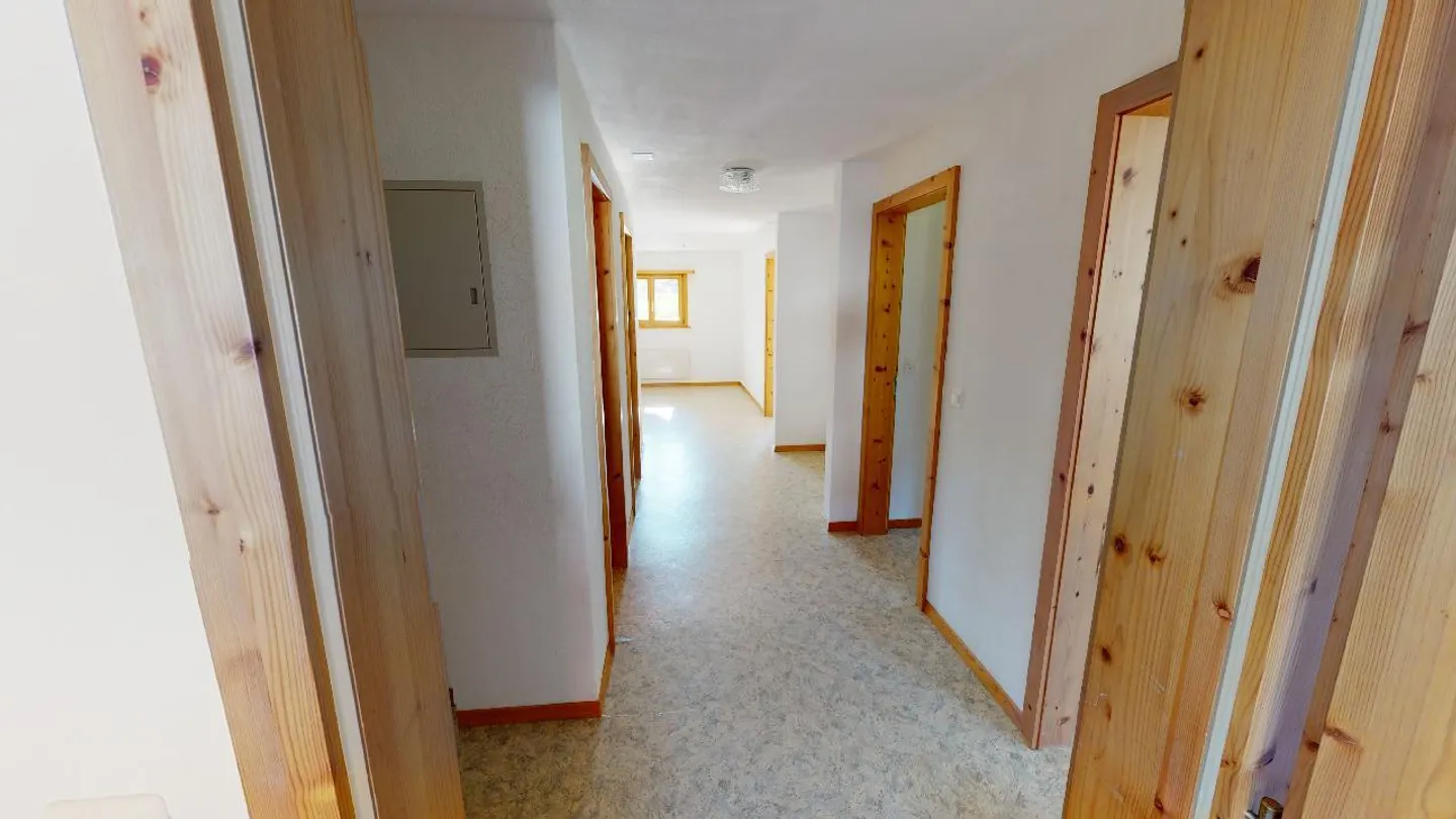 Bright, quiet 4.1/2 room apartment - Photo 4 of 10