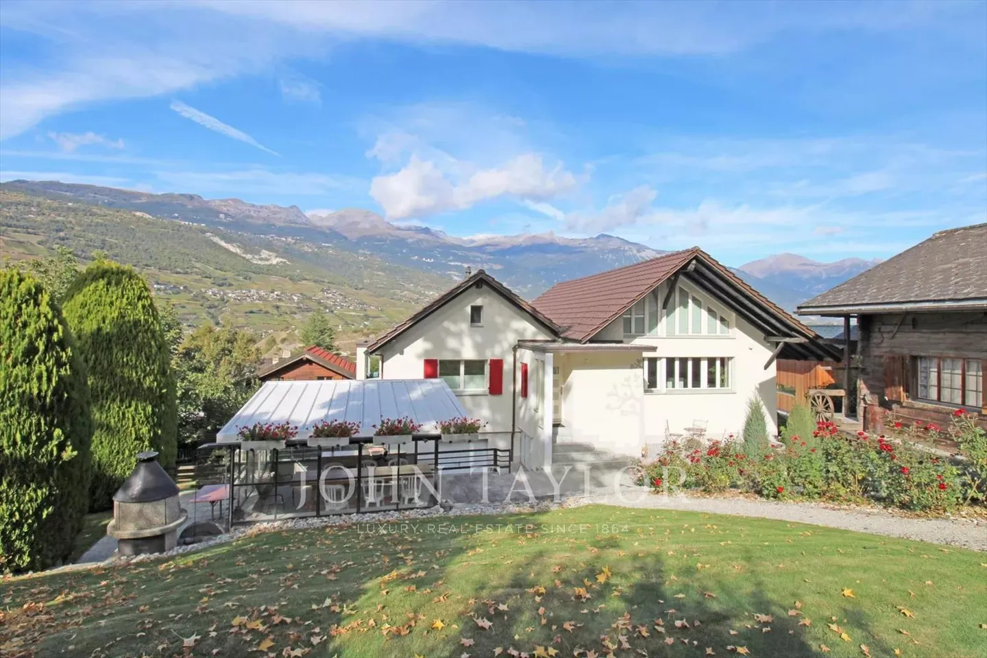 Insieme immobiliare - Chalais - Foto 1 di 13