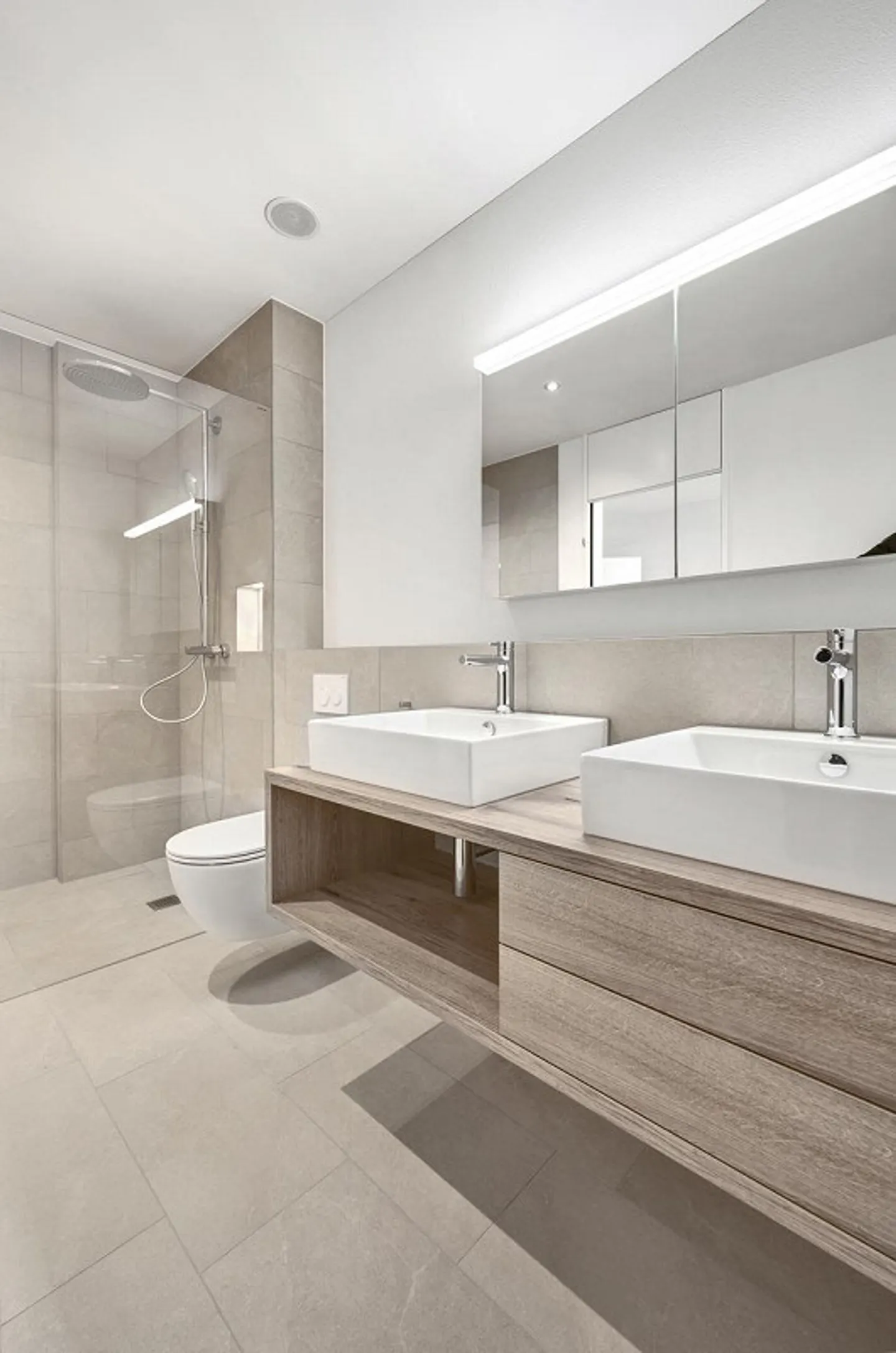 Modern Apartment with Stunning Views - Photo 11 of 17