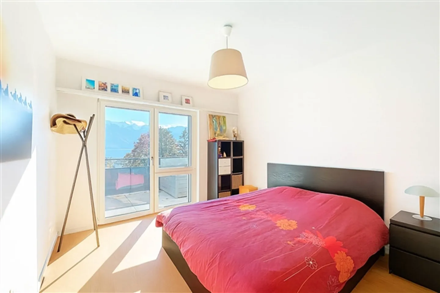 Superbe penthouse avec vue panoramique sur le lac et les montagnes - Photo 10 sur 11