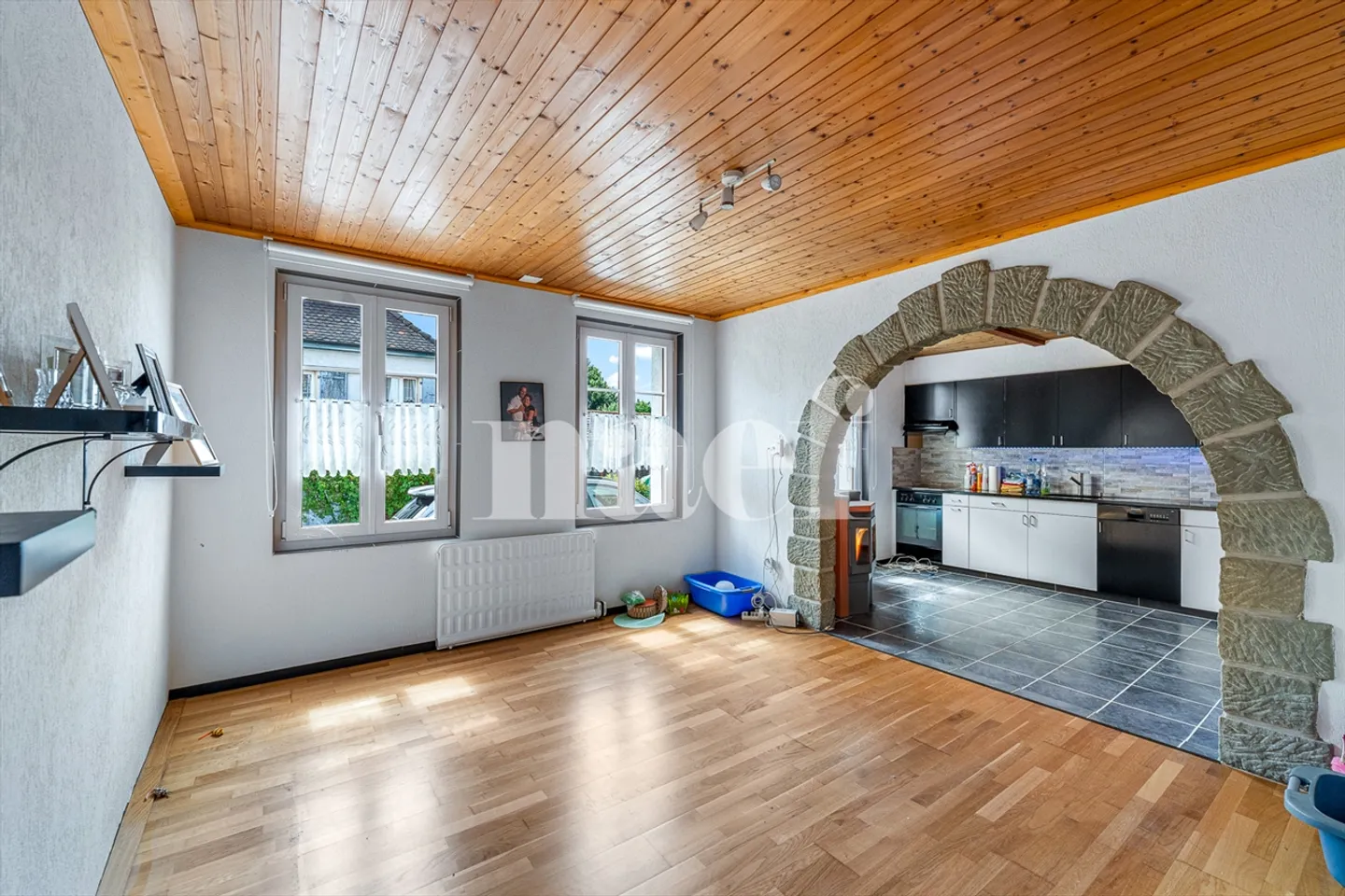 Charming Duplex with Garden - Photo 2 of 6