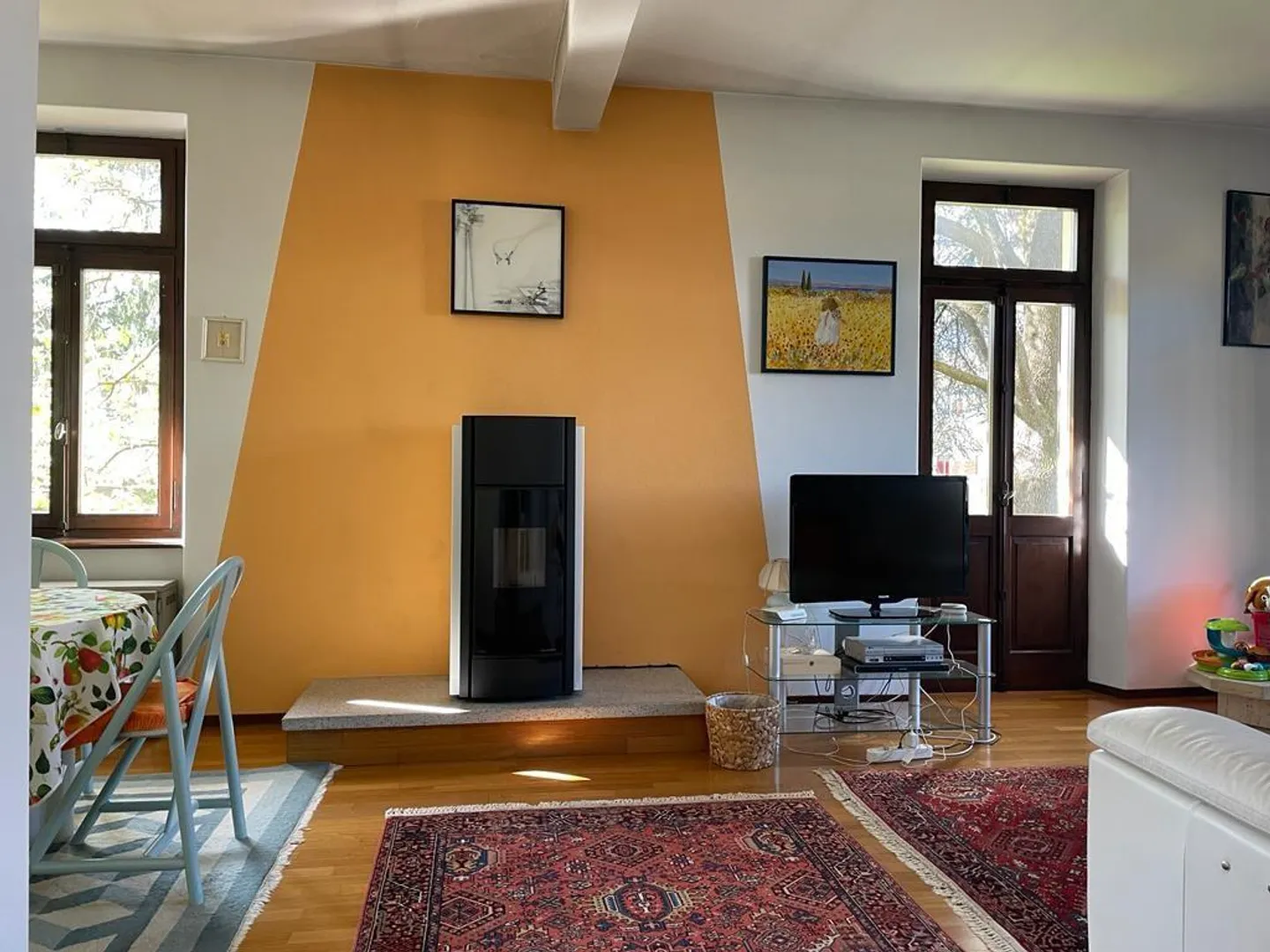 Bella e grande casa 5.5 con giardino e doppio garage - Foto 8 di 13