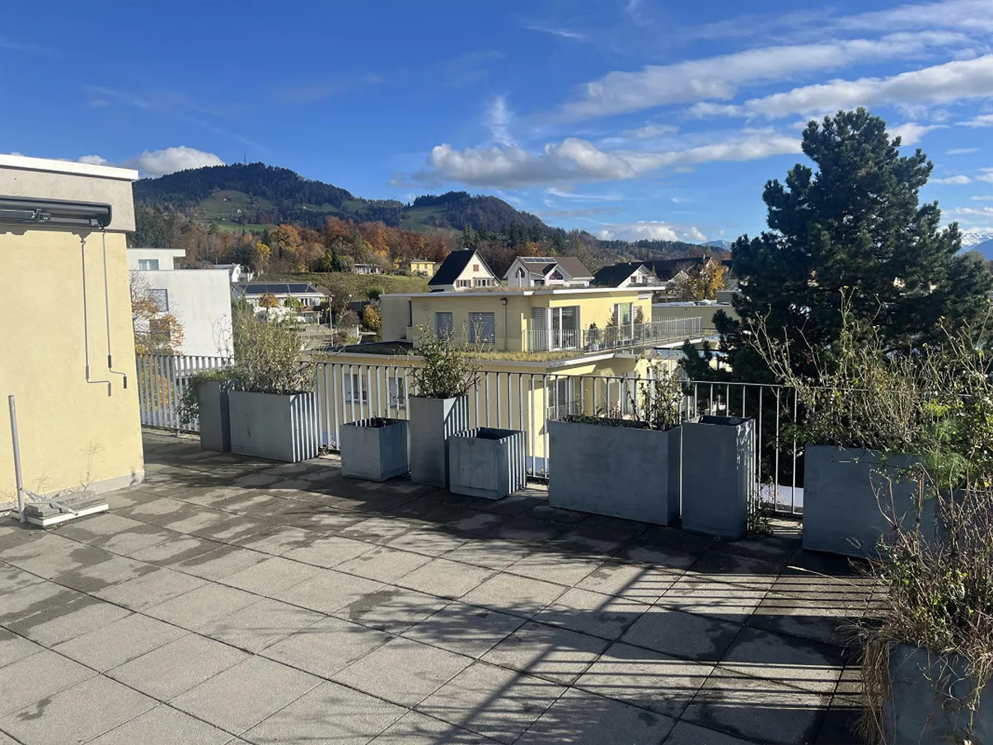 Large, beautiful 3.5 room penthouse apartment - Photo 8 of 9