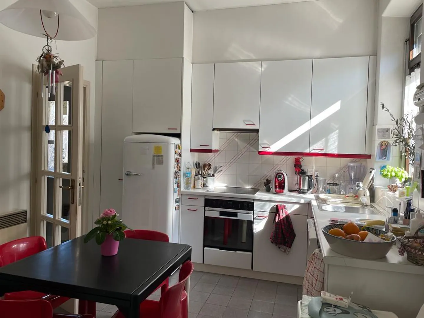 Bella e grande casa 5.5 con giardino e doppio garage - Foto 10 di 13
