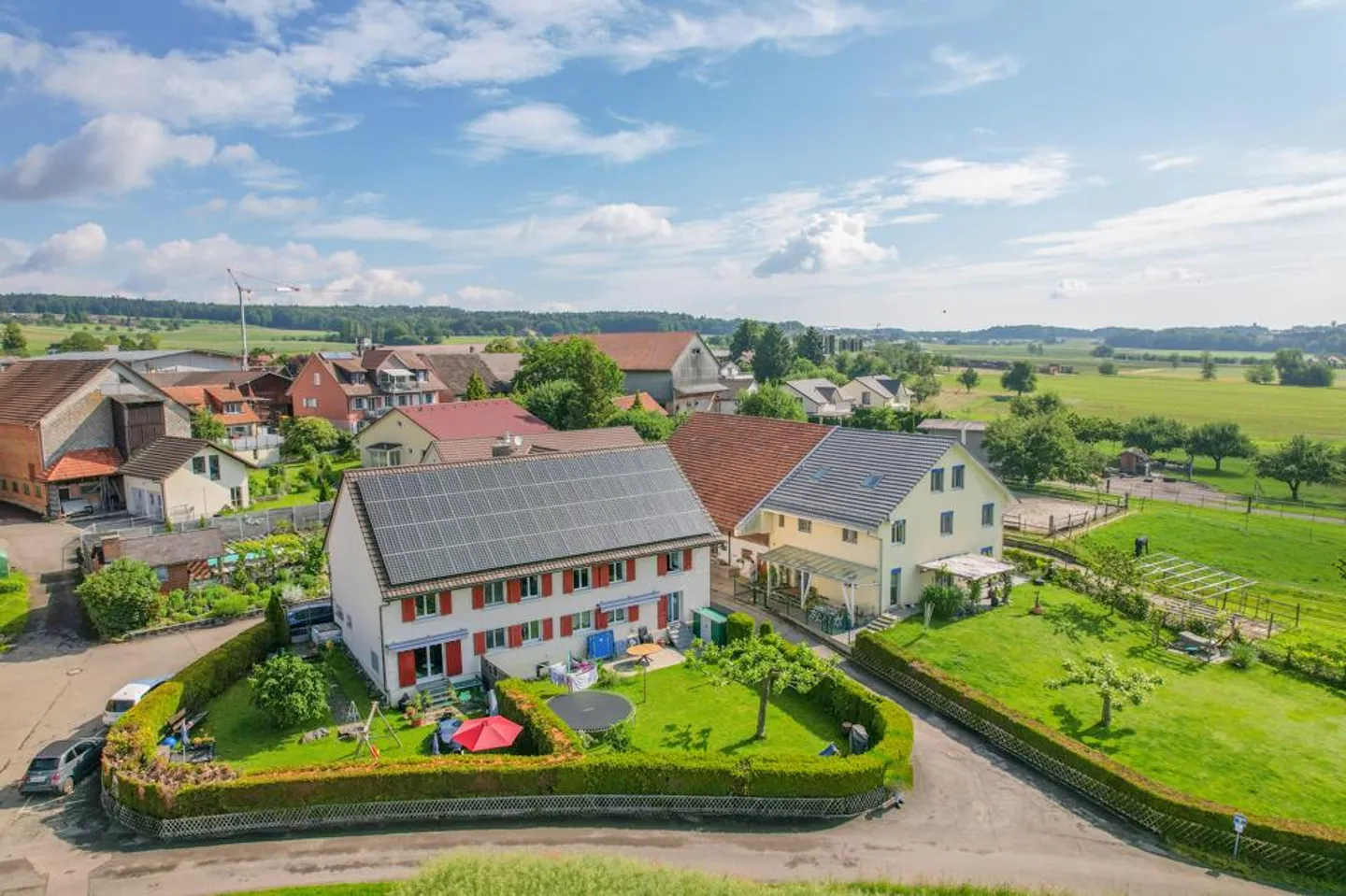 Gemeinschaftsoase -  5 Liegenschaften, 9 Pferdeboxen und Reitanlage - Photo 2 of 6