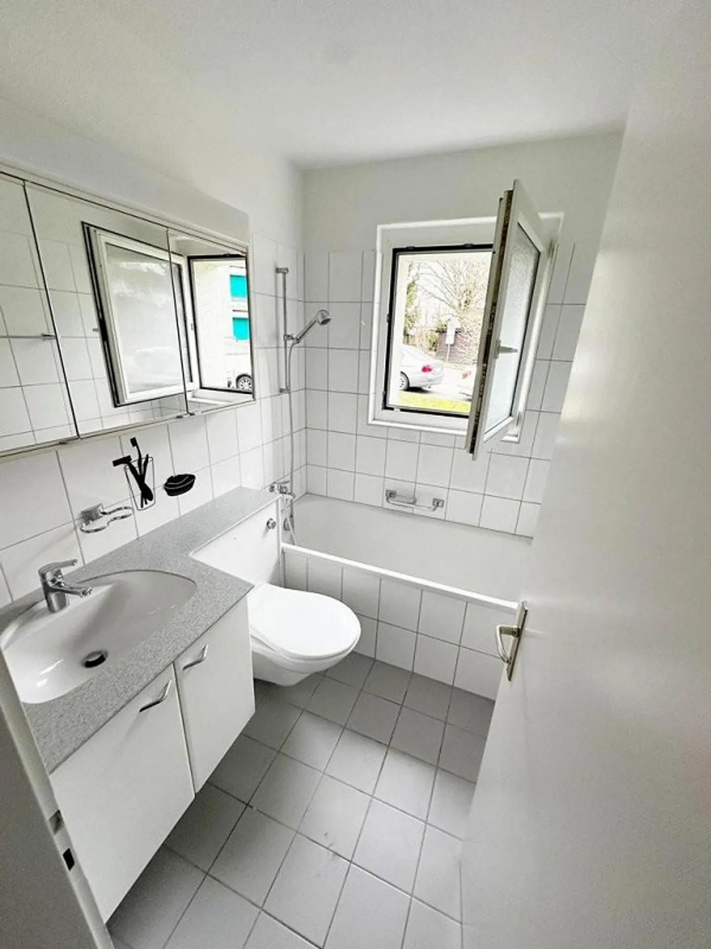 Bella appartamento di 4.0 stanze in un quartiere adatto ai bambini - Foto 6 di 9