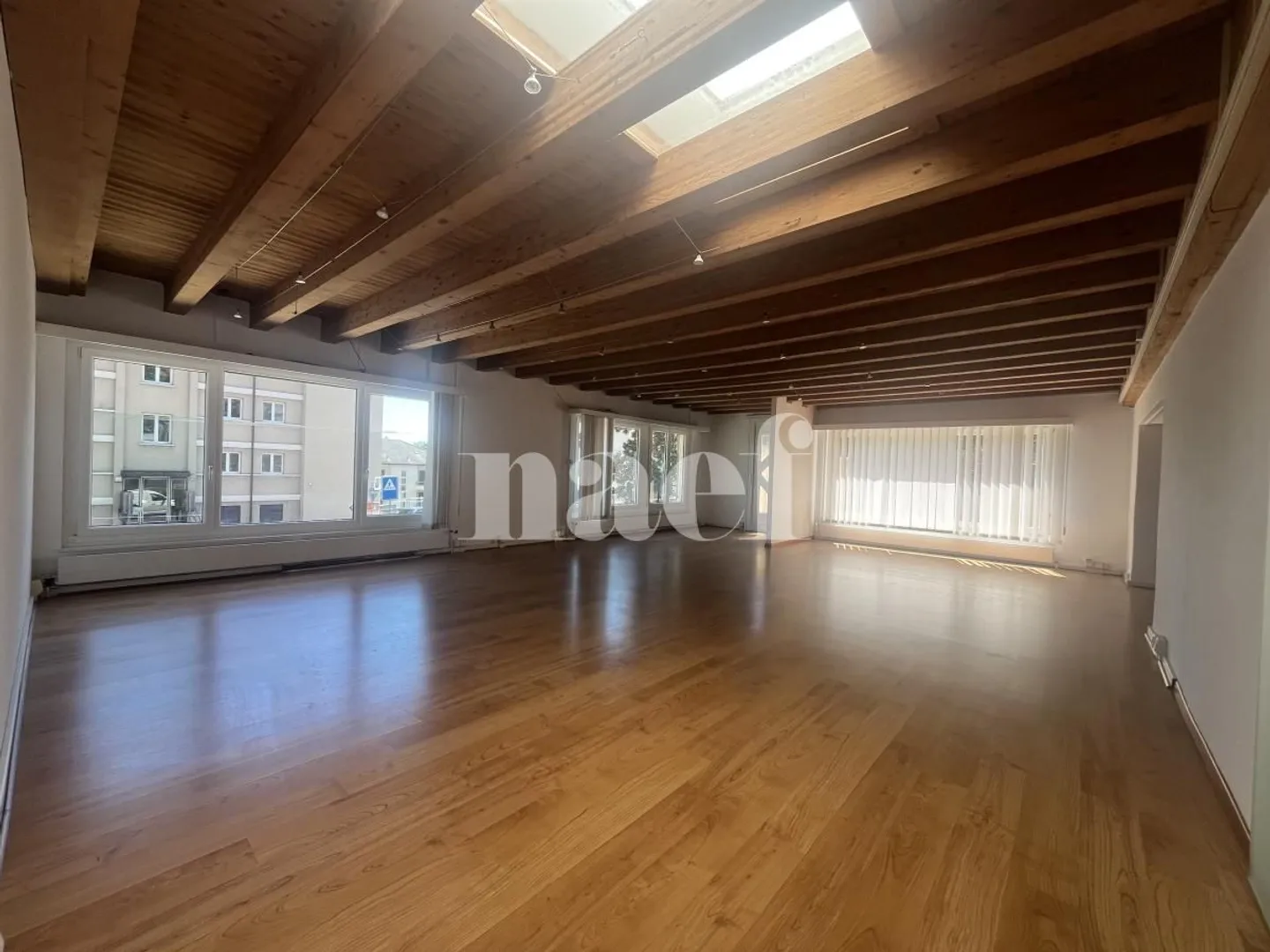 Loft spacieux à Neuchâtel - Photo 4 sur 5