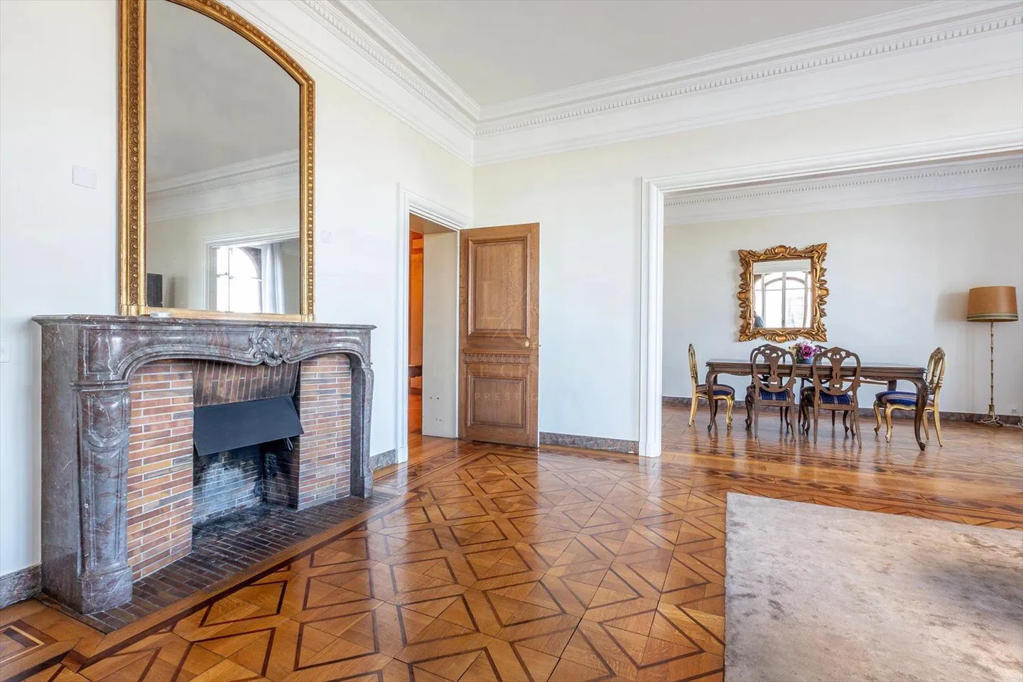 Eine außergewöhnliche Immobilie am Kai - Foto 5 von 10