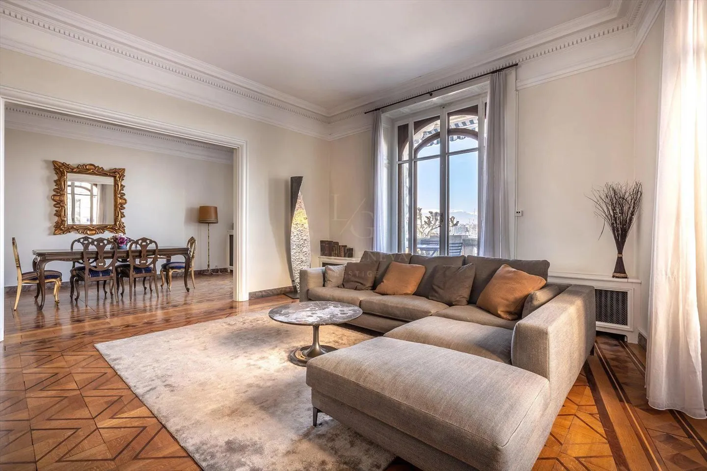 Eine außergewöhnliche Immobilie am Kai - Foto 3 von 10