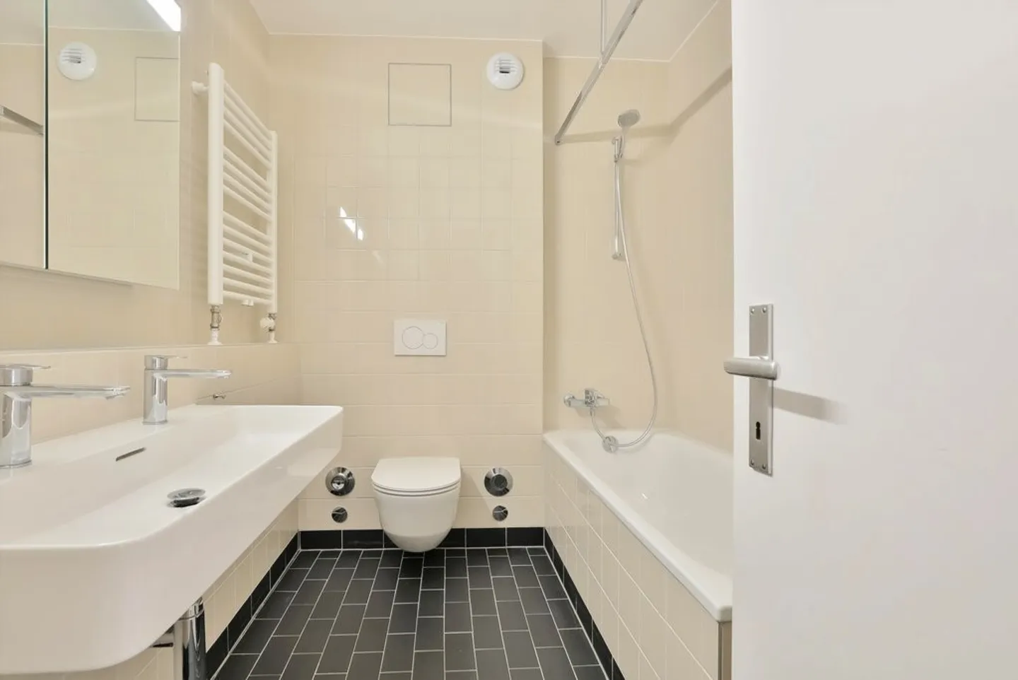 5-room apartment - Photo 6 of 8