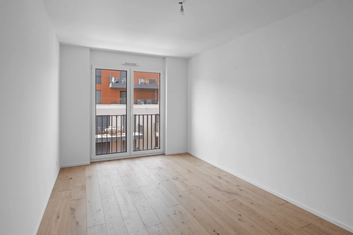 Top floor 4.5 rooms - Photo 8 of 10