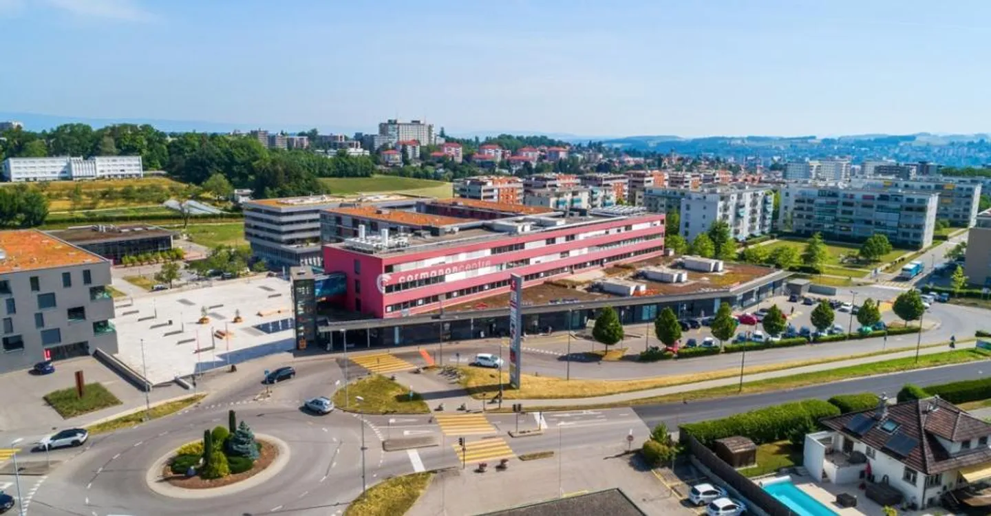 Cormanon Zentrum, Helle Fläche von 58 m2 im Erdgeschoss - Foto 1 von 4