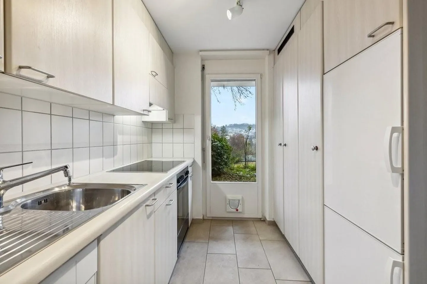 Appartamento duplex di 4,5 stanze con bel giardino - Foto 6 di 11