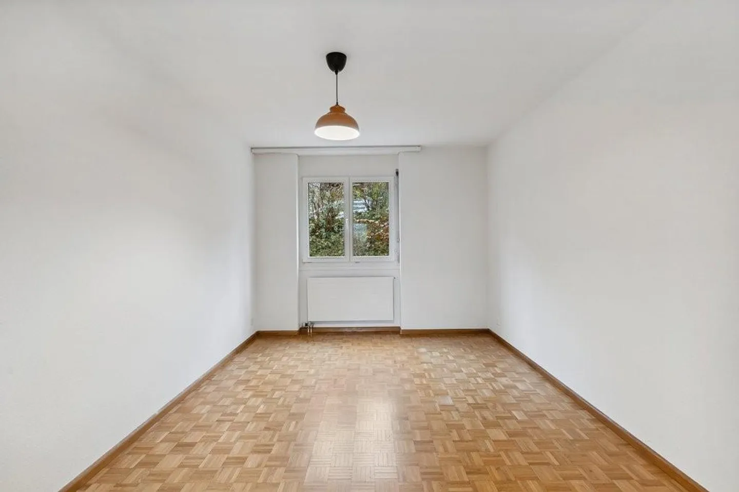 Appartamento duplex di 4,5 stanze con bel giardino - Foto 7 di 11