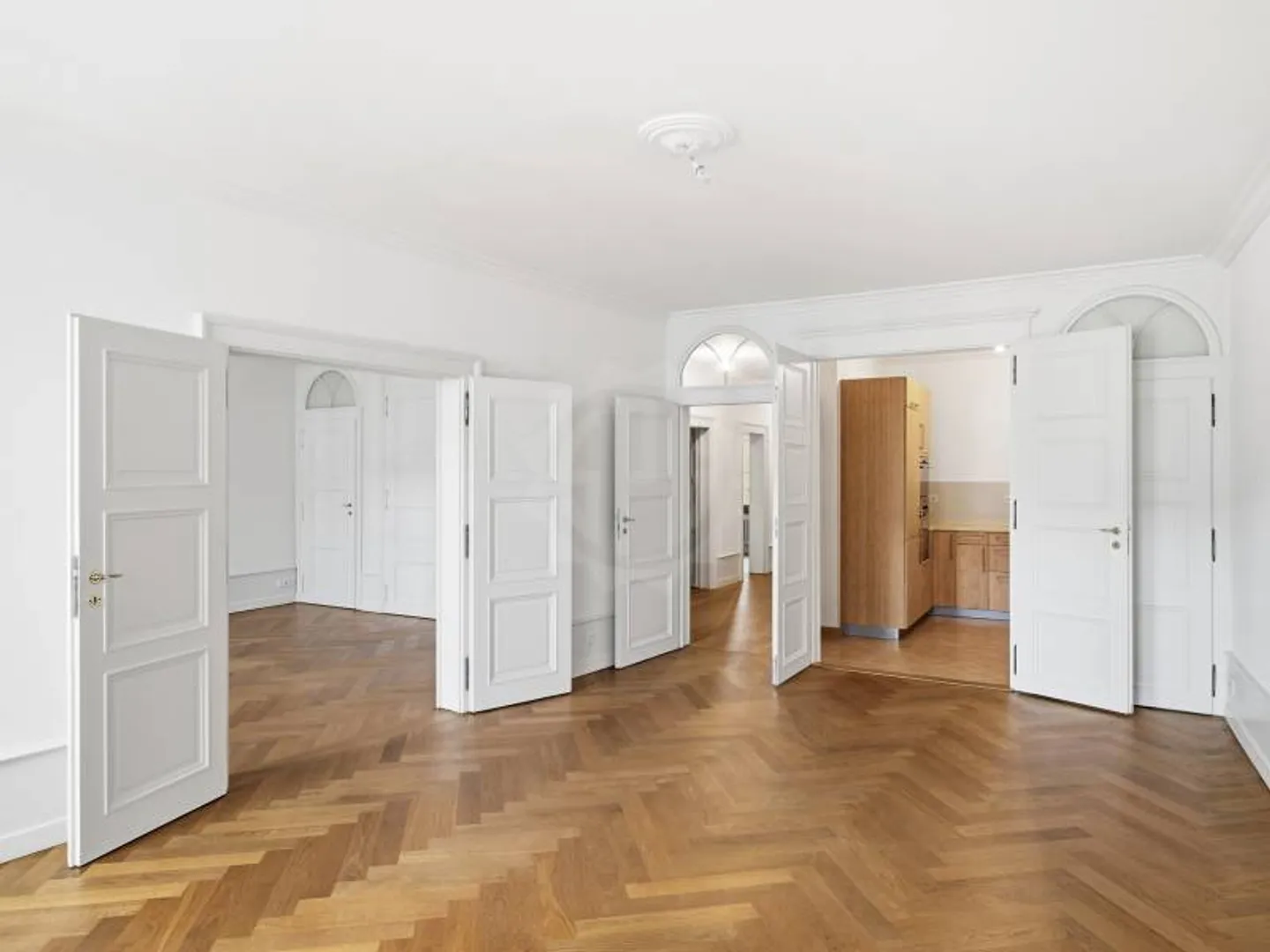 5-Zimmer-Wohnung - Foto 4 von 12