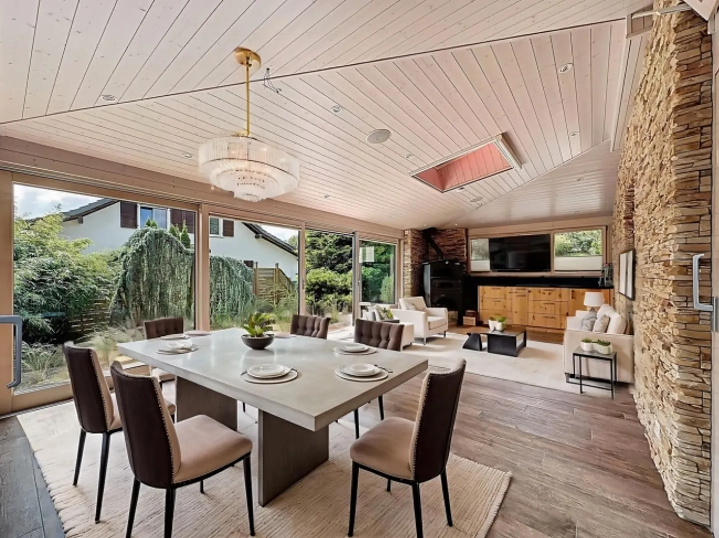 «Hervorragende 7,5-Zimmer-Villa mit Studio in der Nähe der Riviera» - Foto 4 von 13