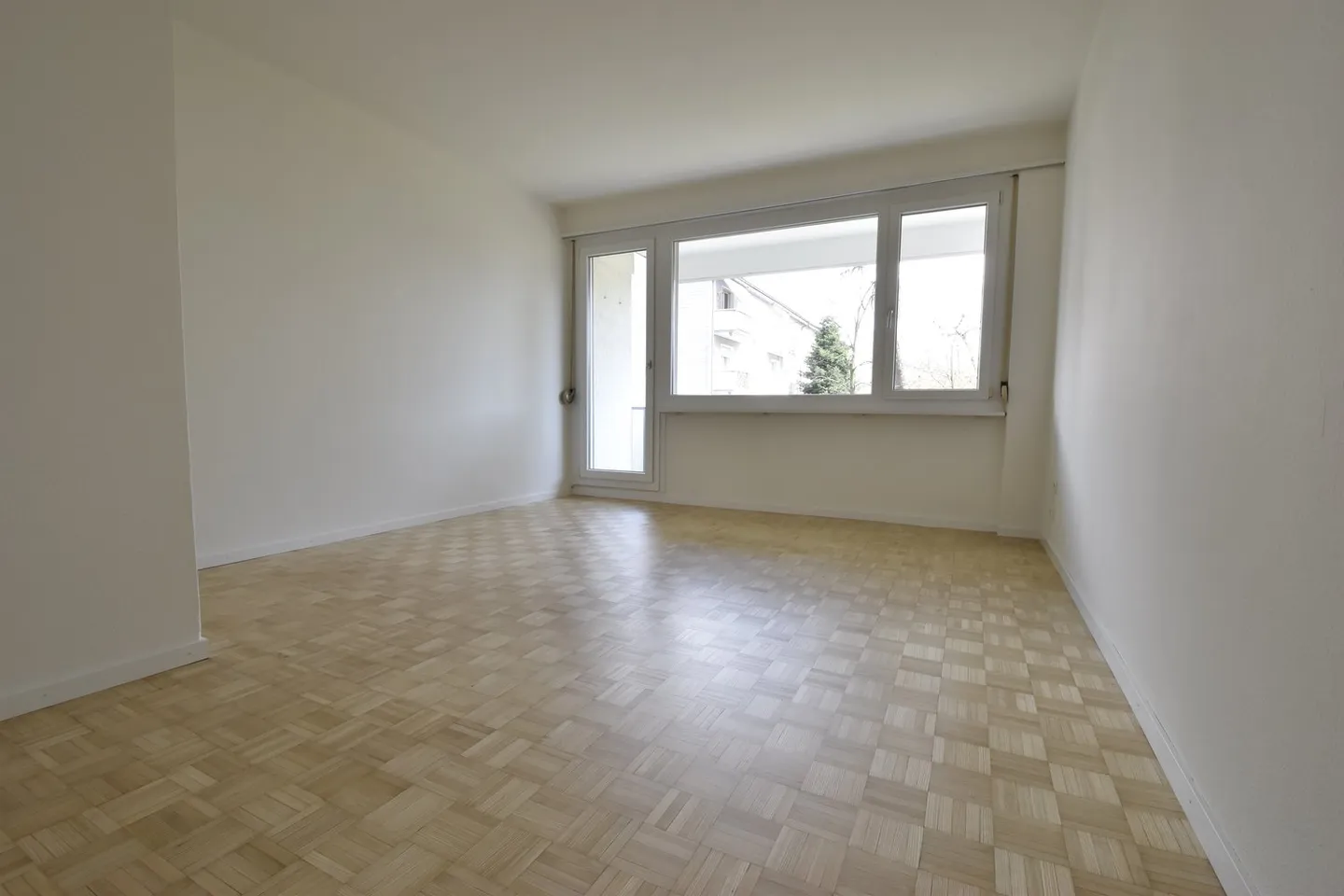 In affitto - Bell'appartamento di 3 stanze a Nidau - Foto 4 di 10