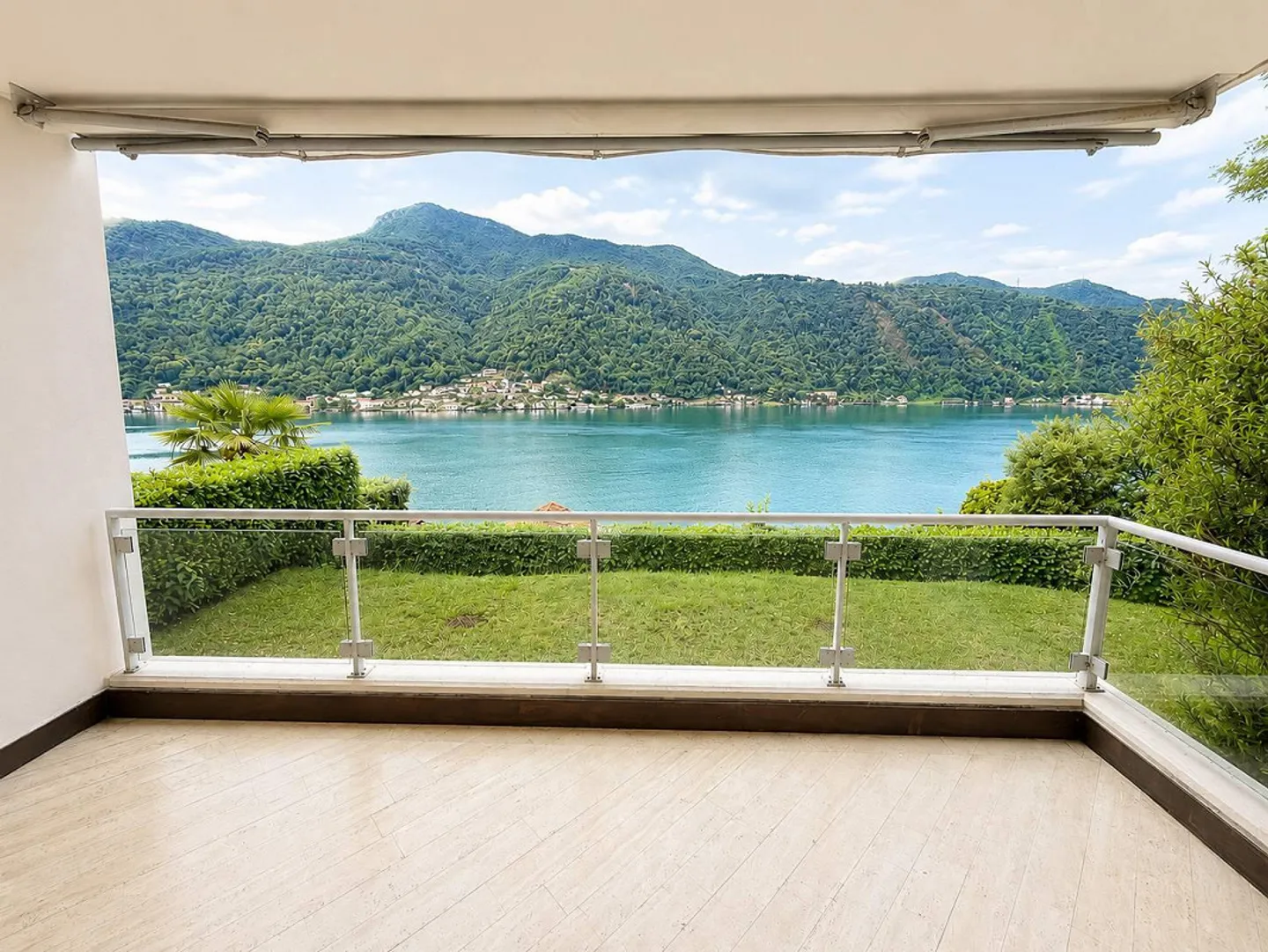 Duplex exclusif avec jardin privé et vue sur le lac - Photo 2 sur 12