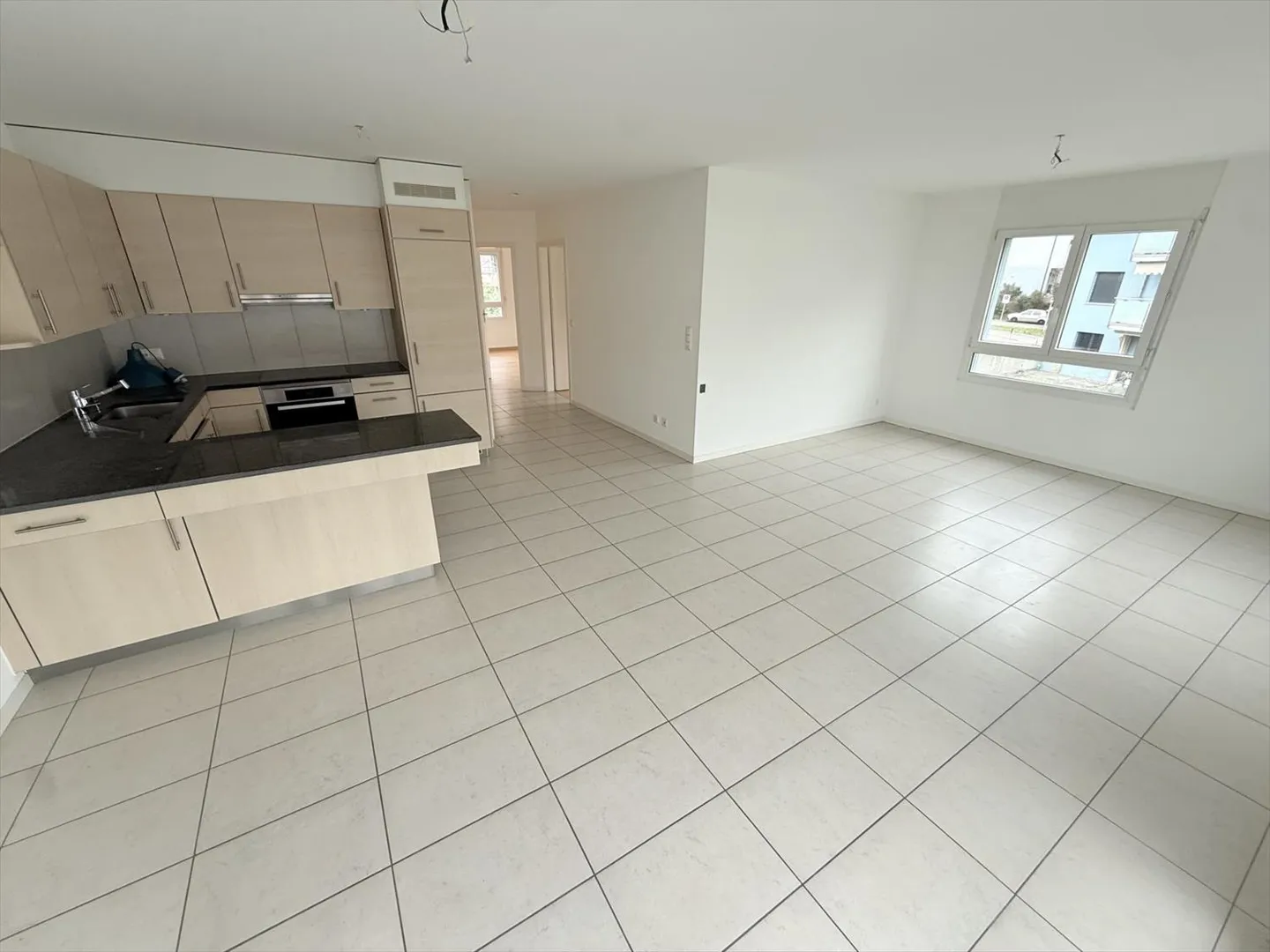 Appartement spacieux de 4,5 pièces en parfait état au cœur de Prilly - Photo 4 sur 10