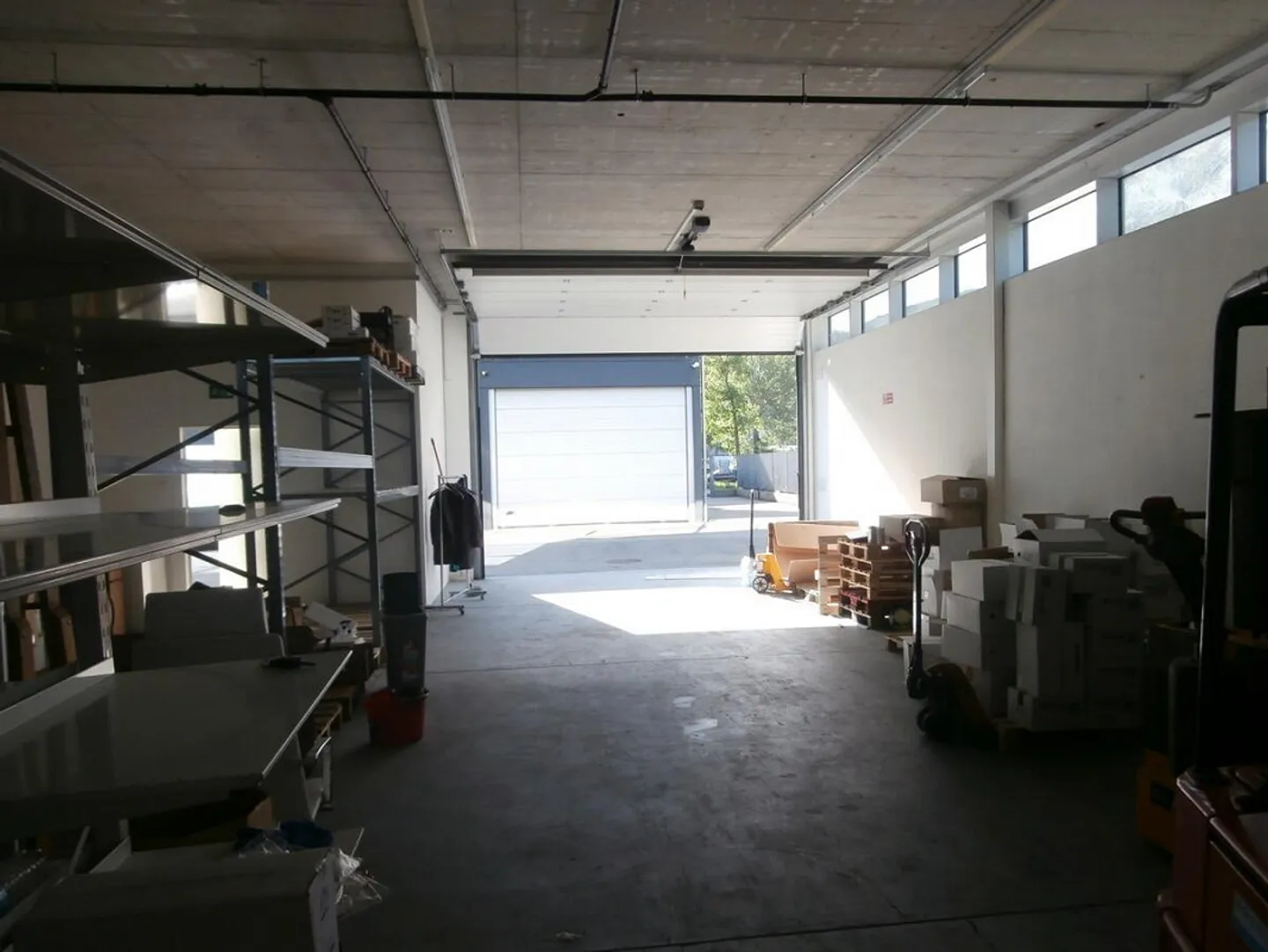BALERNA – INDUSTRIAL BUILDING FULLY RENTED OUT - Photo 11 of 14