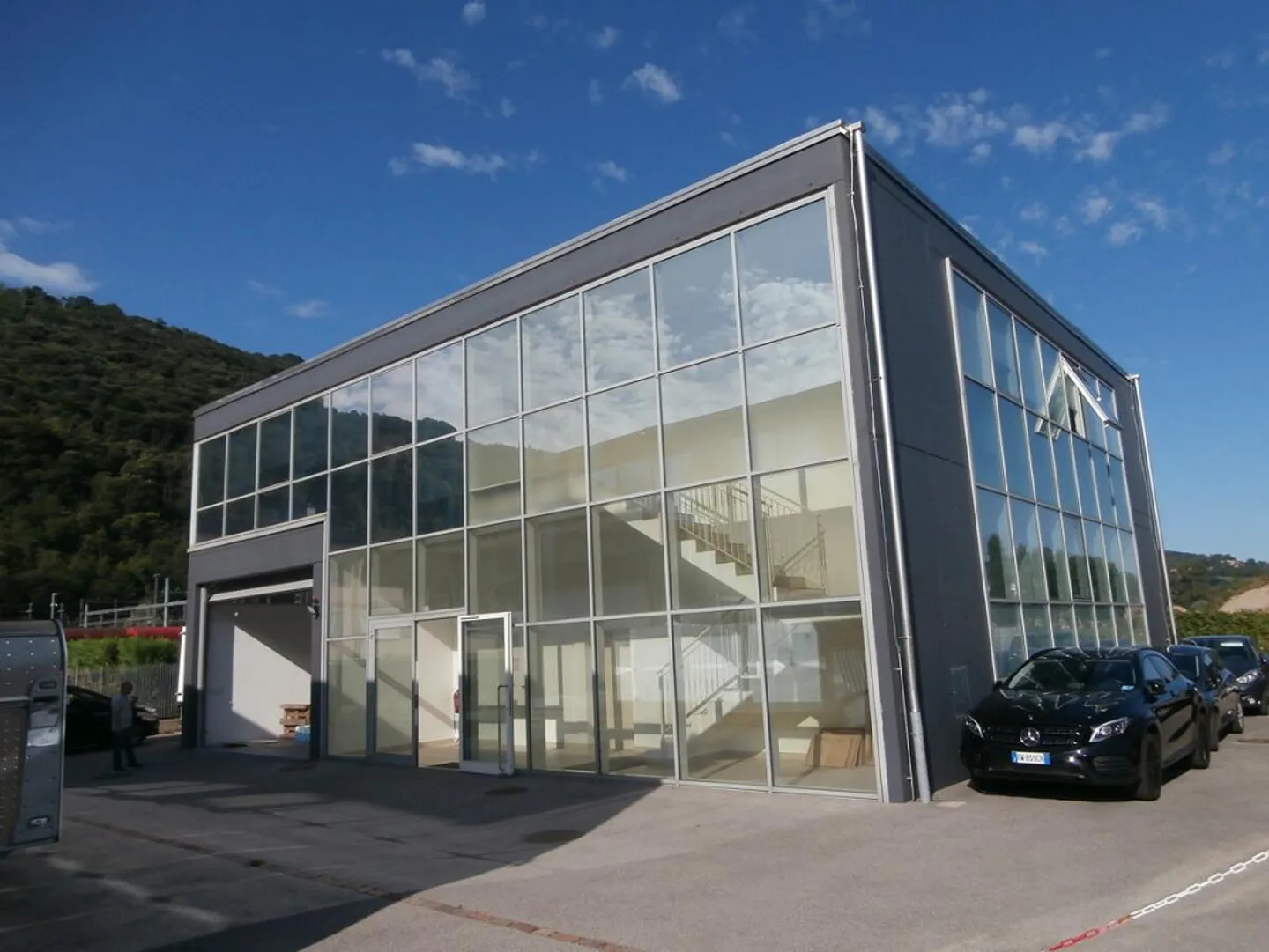 BALERNA – INDUSTRIAL BUILDING FULLY RENTED OUT - Photo 1 of 14