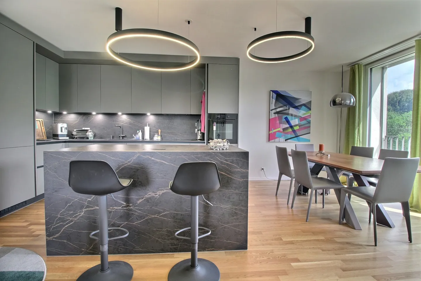 Appartamento con 3,5 stanze in affitto! - Foto 1 di 11