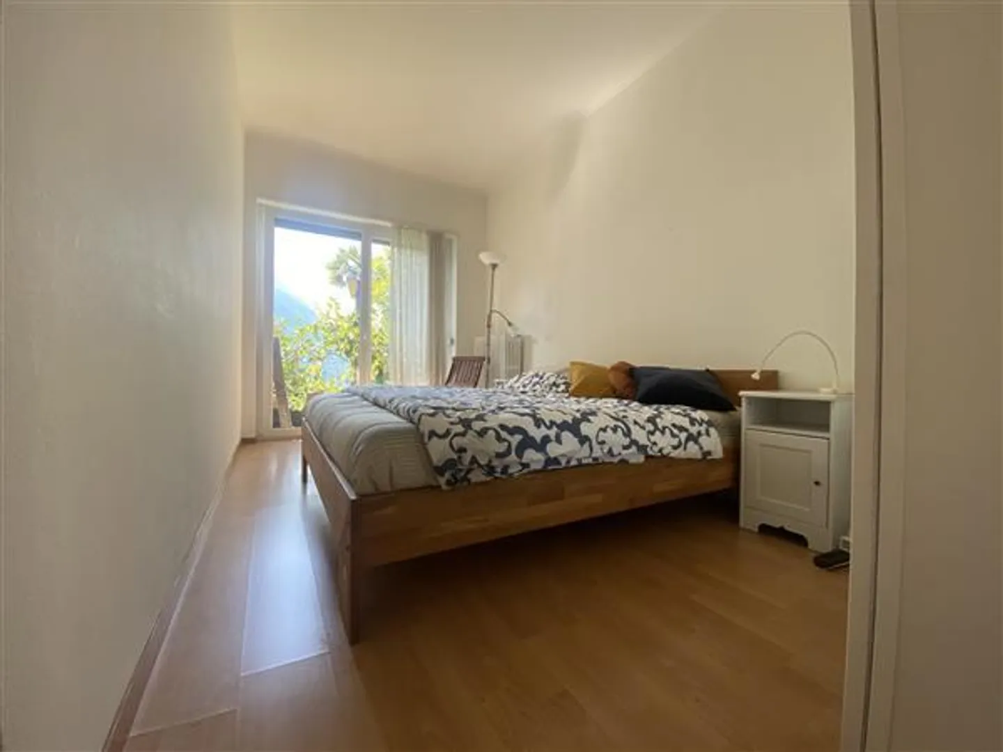 Appartamento Elegante con Vista Lago - Foto 1 di 10