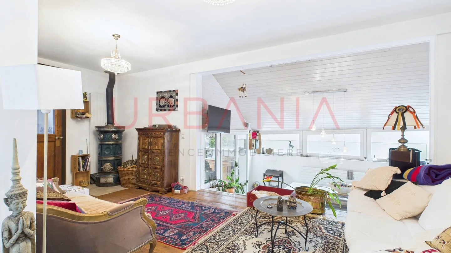 Town House - Photo 4 of 13