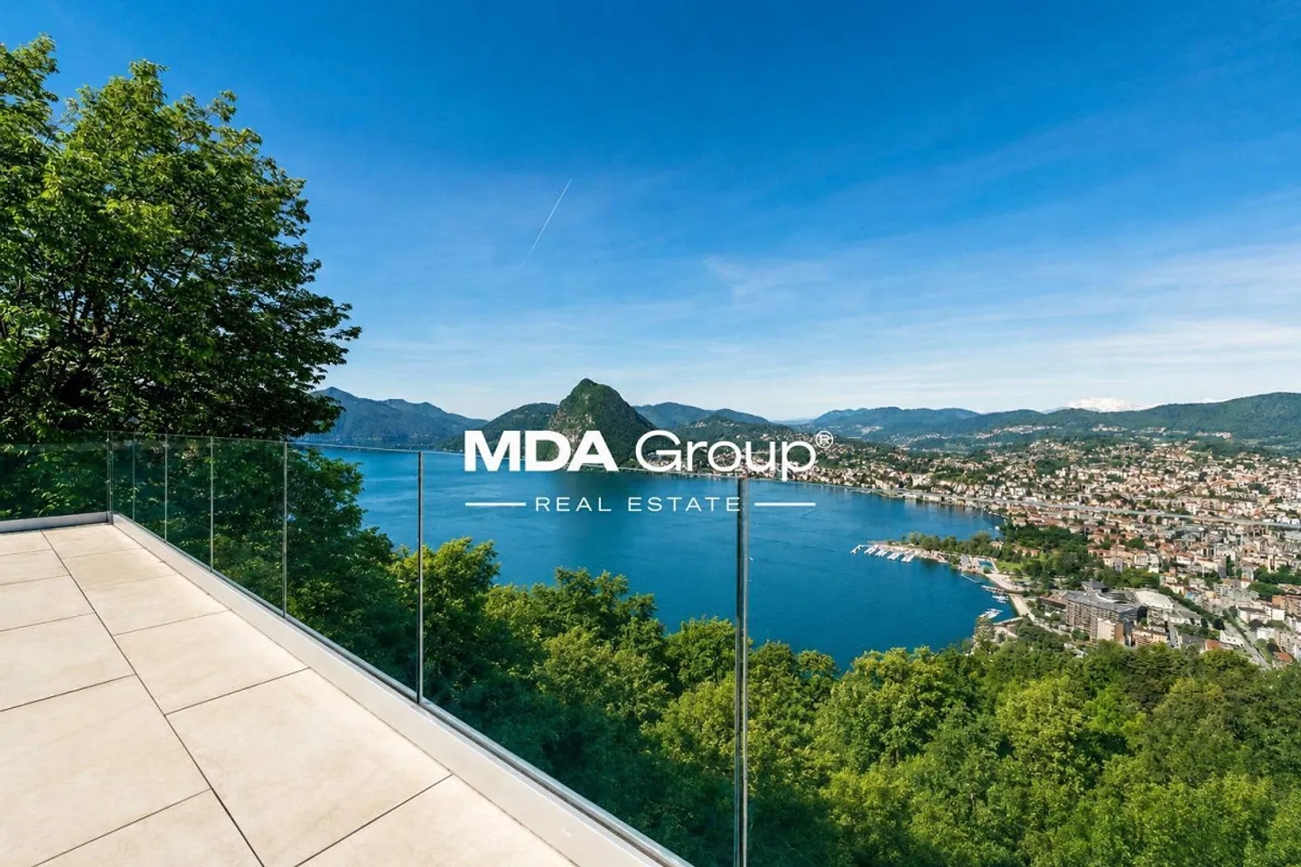 Villa - Aldesago - Foto 1 von 8