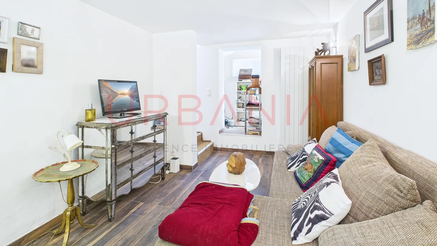 Town House - Photo 10 of 13
