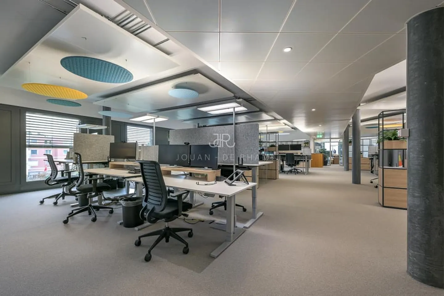 700 m2 di uffici in affitto in un edificio moderno - Foto 5 di 13