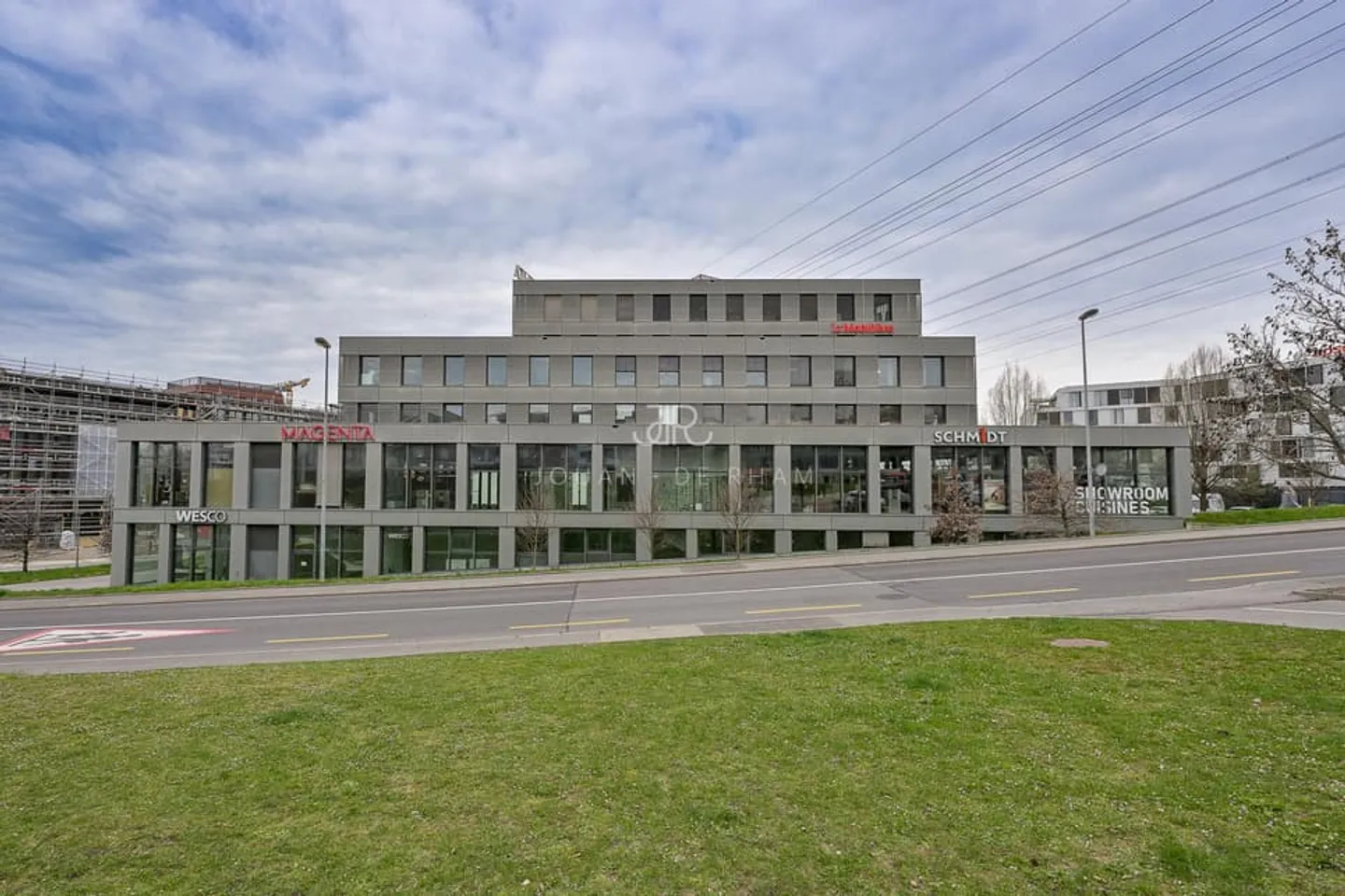 700 m2 di uffici in affitto in un edificio moderno - Foto 13 di 13